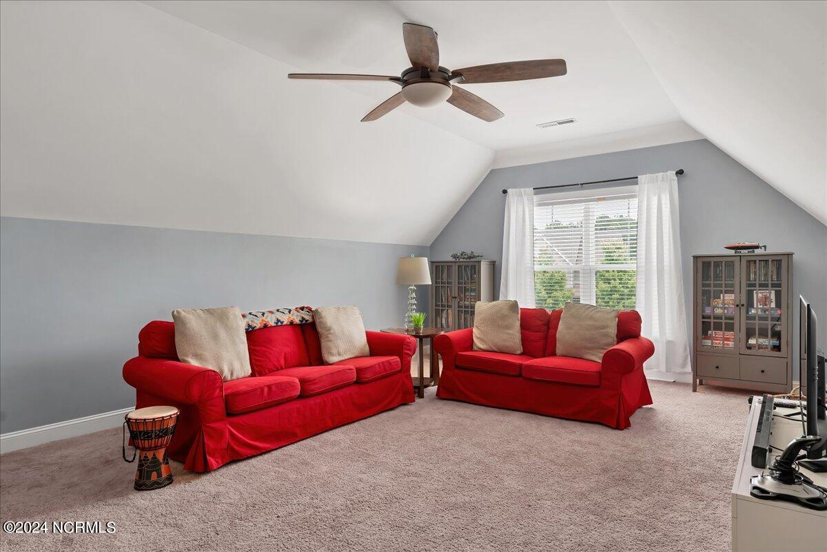 419 Goldenleaf Circle