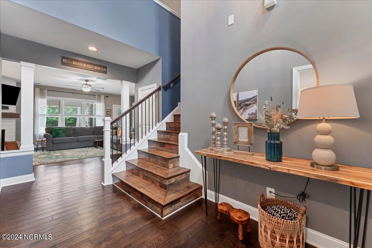 419 Goldenleaf Circle