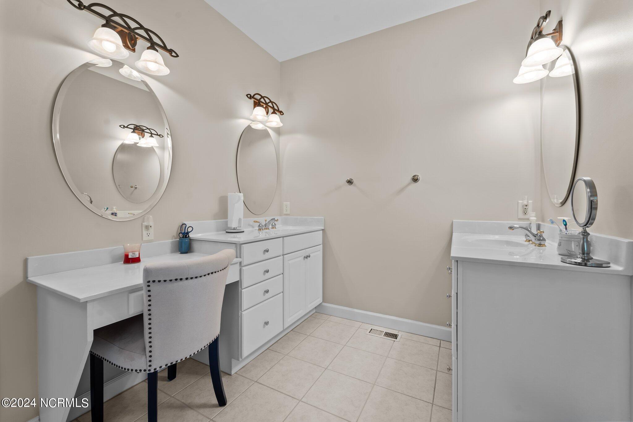 53 Abbottsford Drive