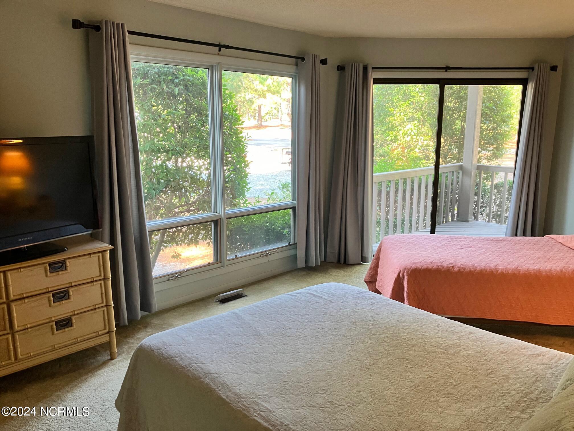 419 Foxcroft Circle, 419