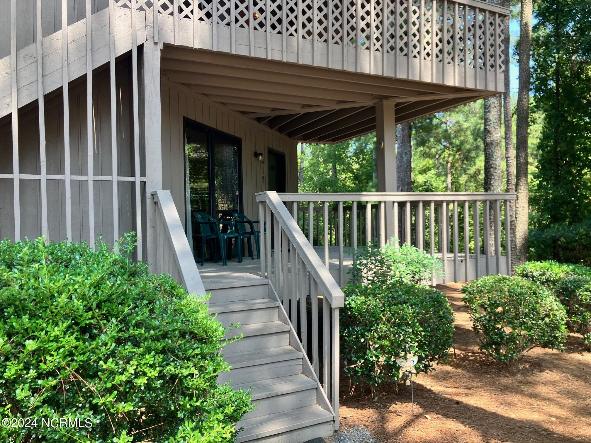 419 Foxcroft Circle, 419