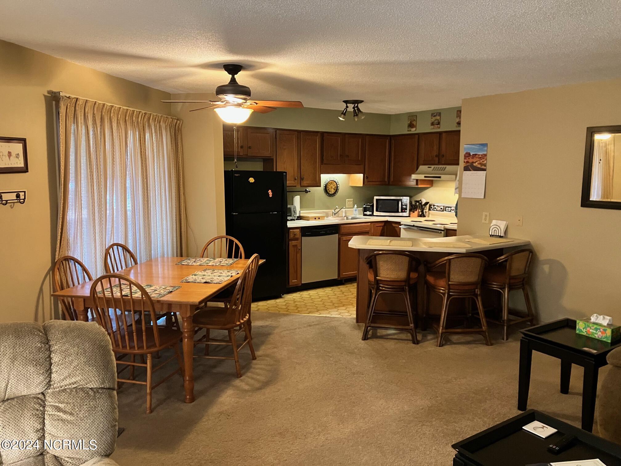 419 Foxcroft Circle, 419