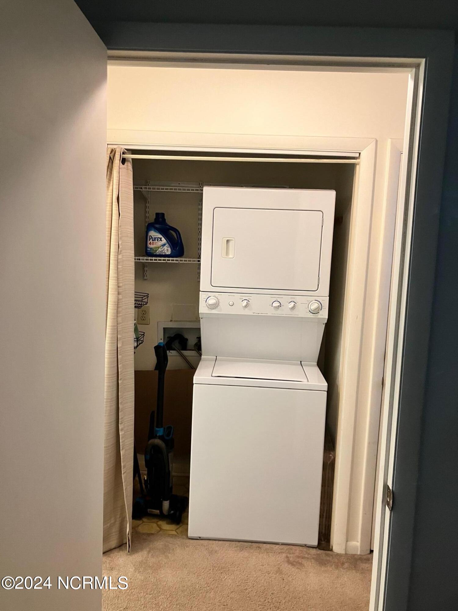 419 Foxcroft Circle, 419