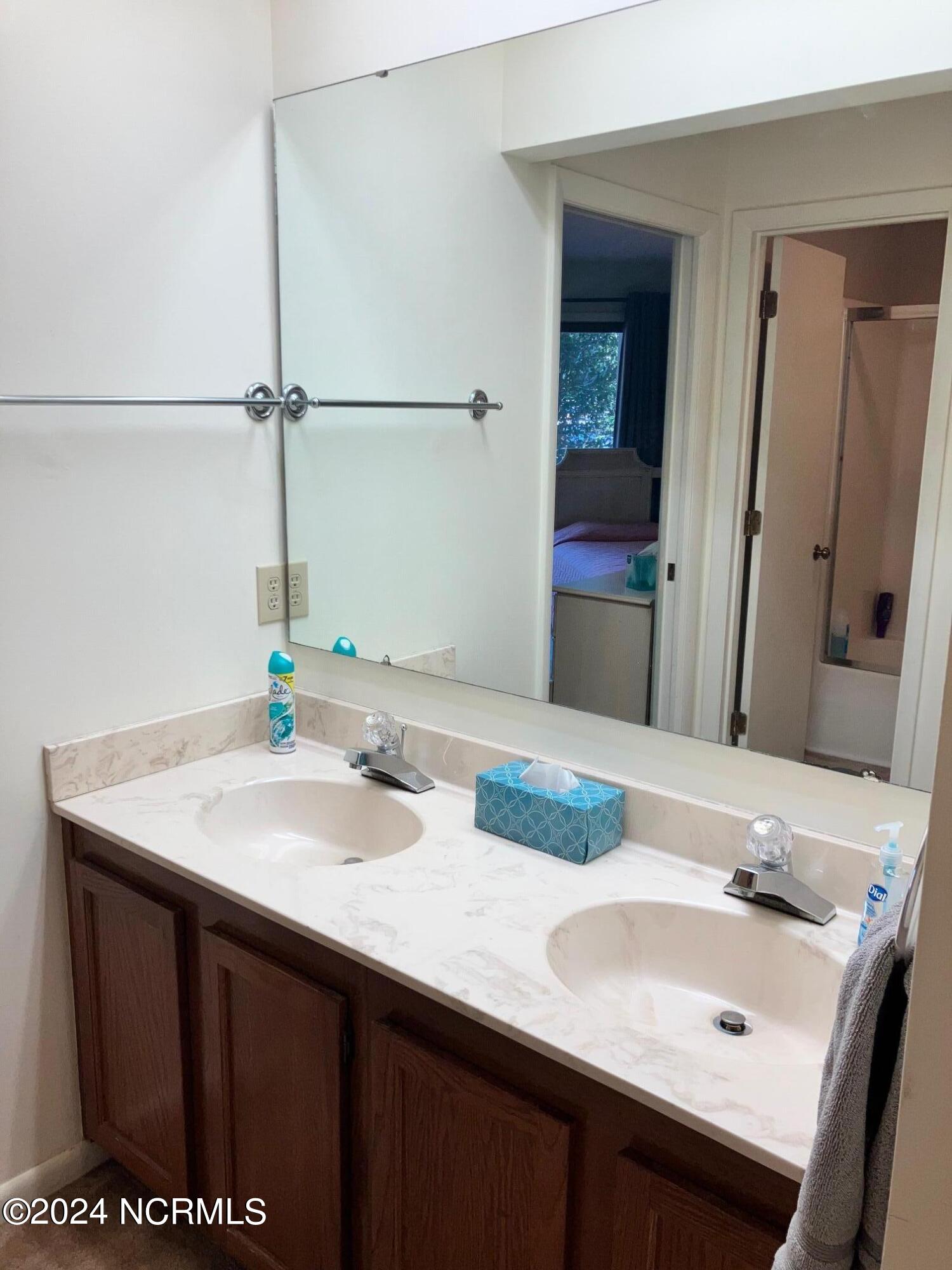 419 Foxcroft Circle, 419