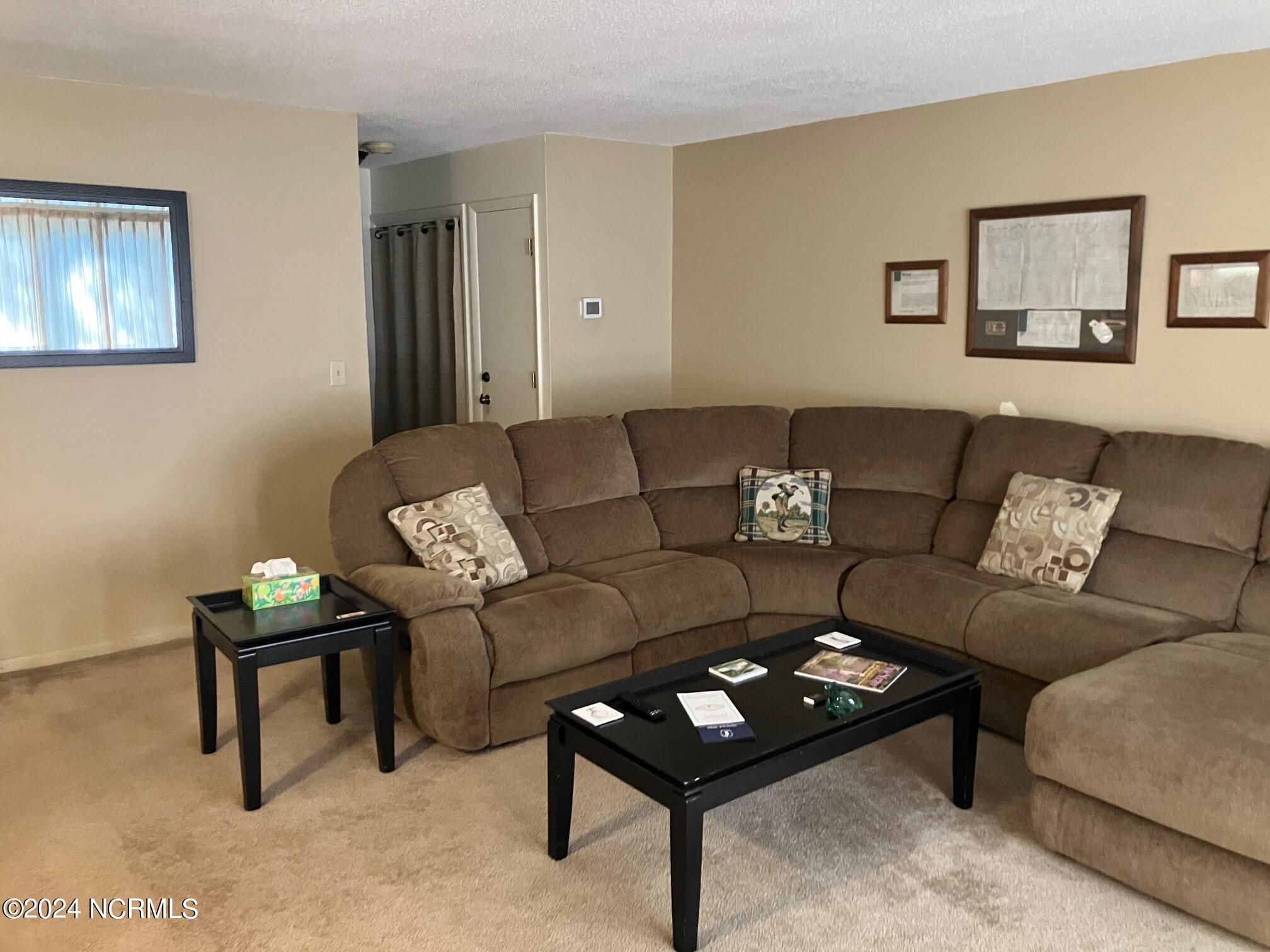 419 Foxcroft Circle, 419