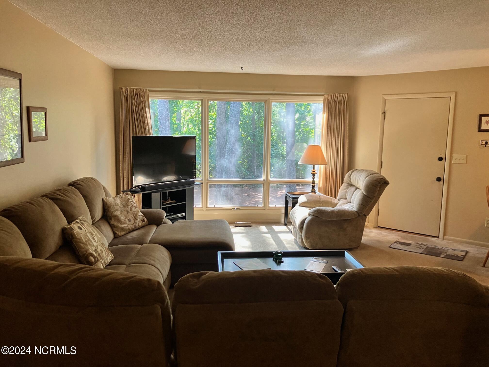 419 Foxcroft Circle, 419