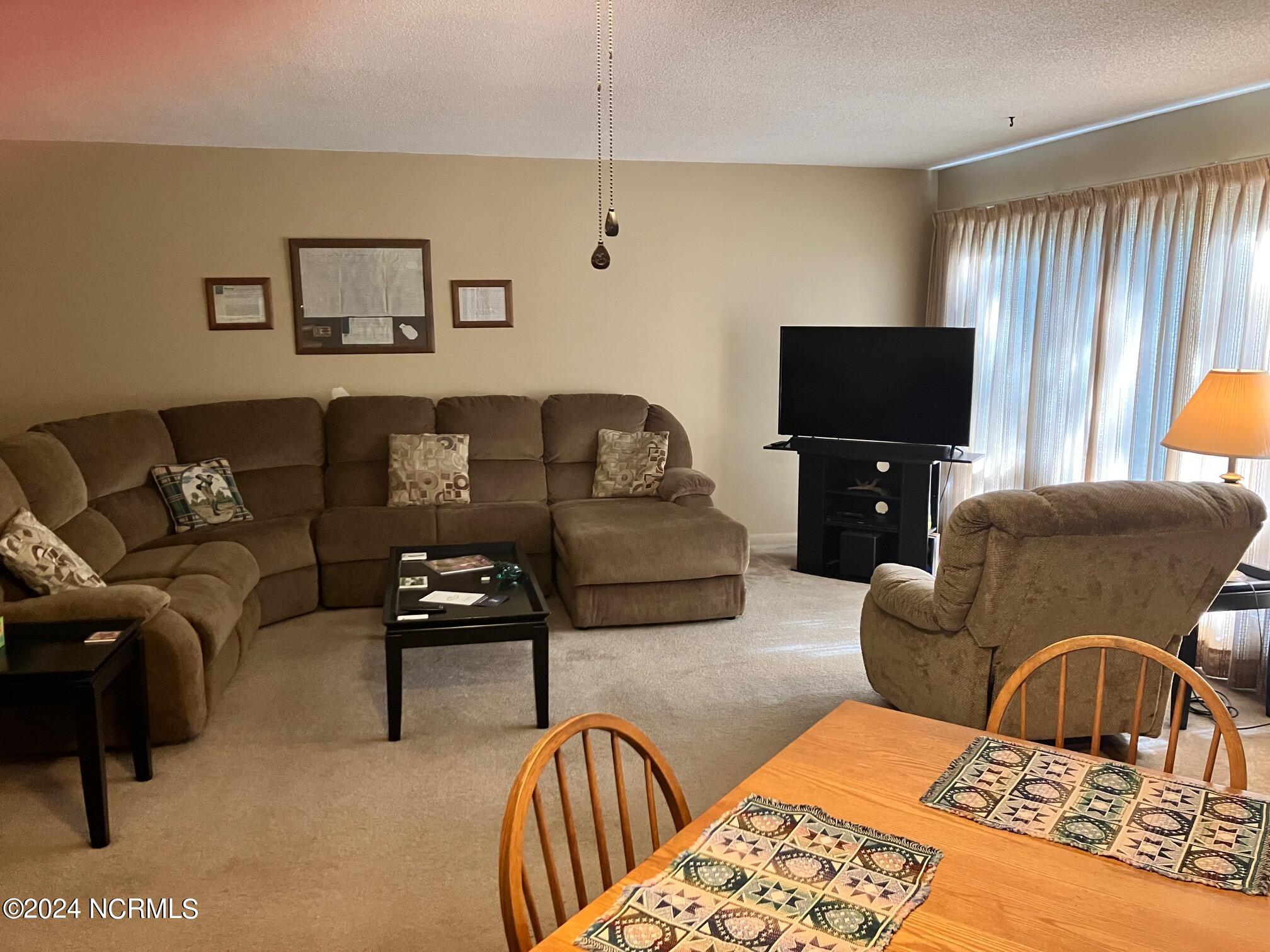 419 Foxcroft Circle, 419