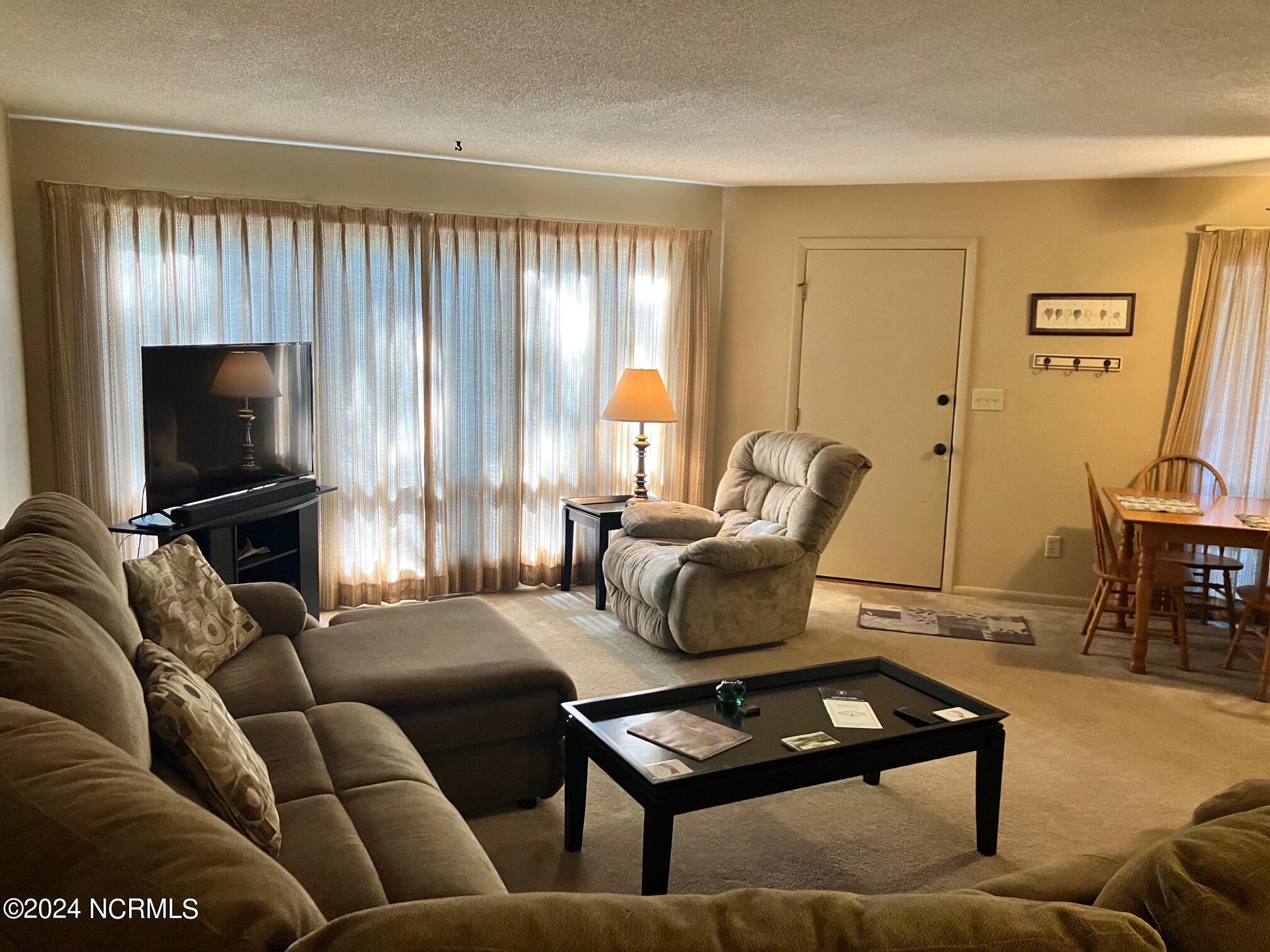 419 Foxcroft Circle, 419