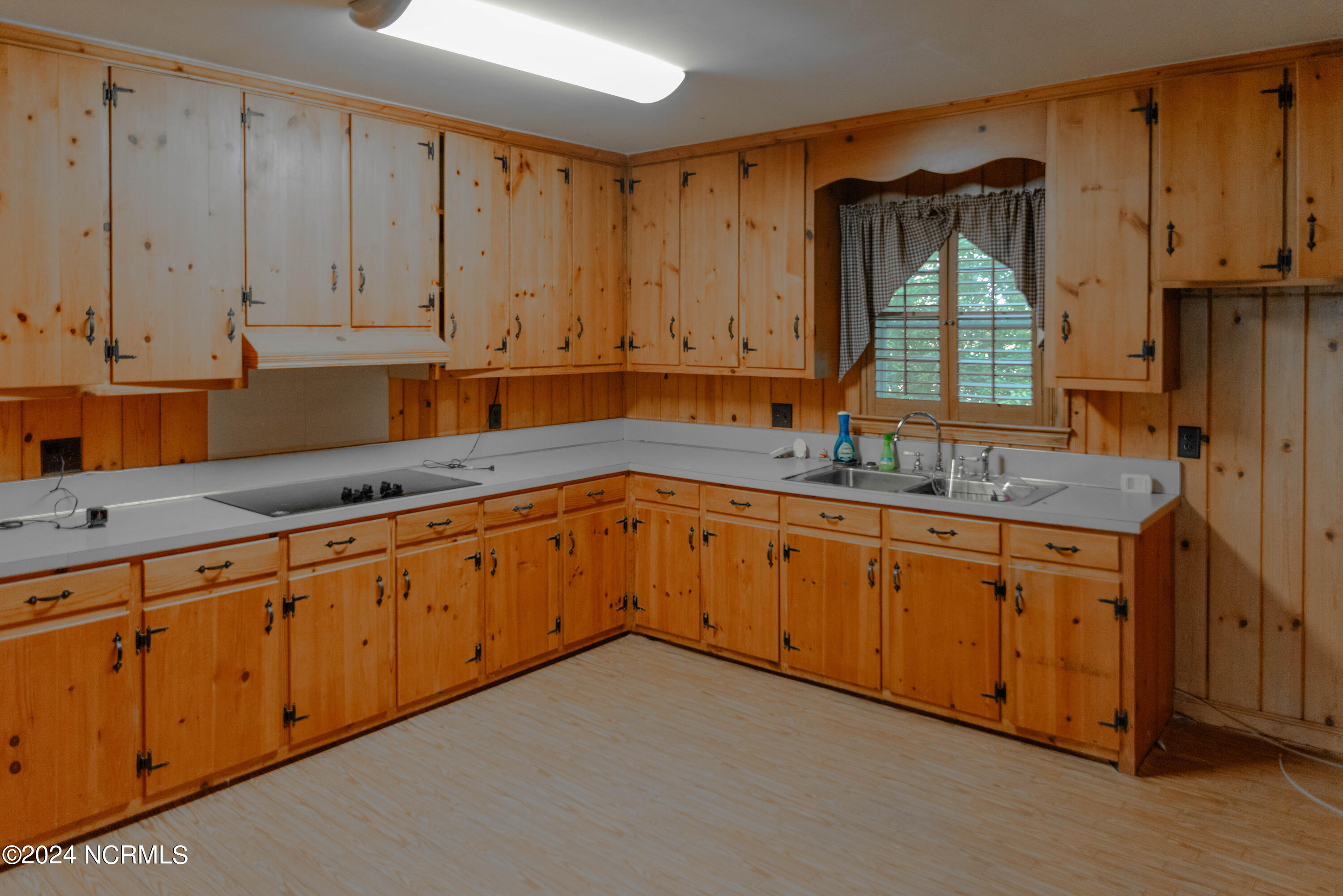 452 Graham Bridge Road