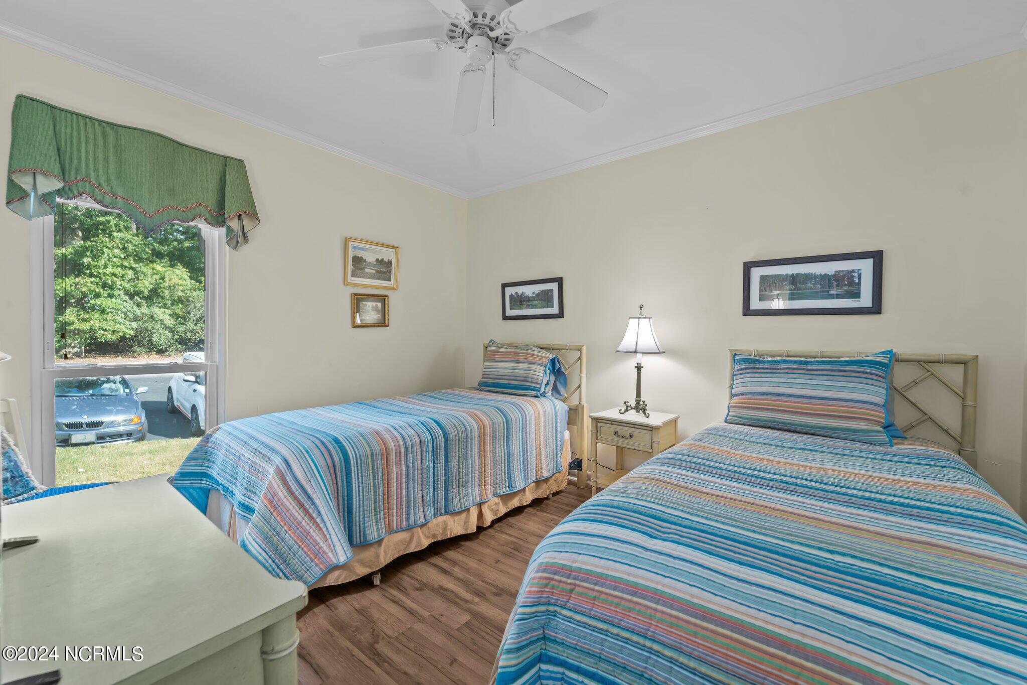 10 Pine Tree Road, 131