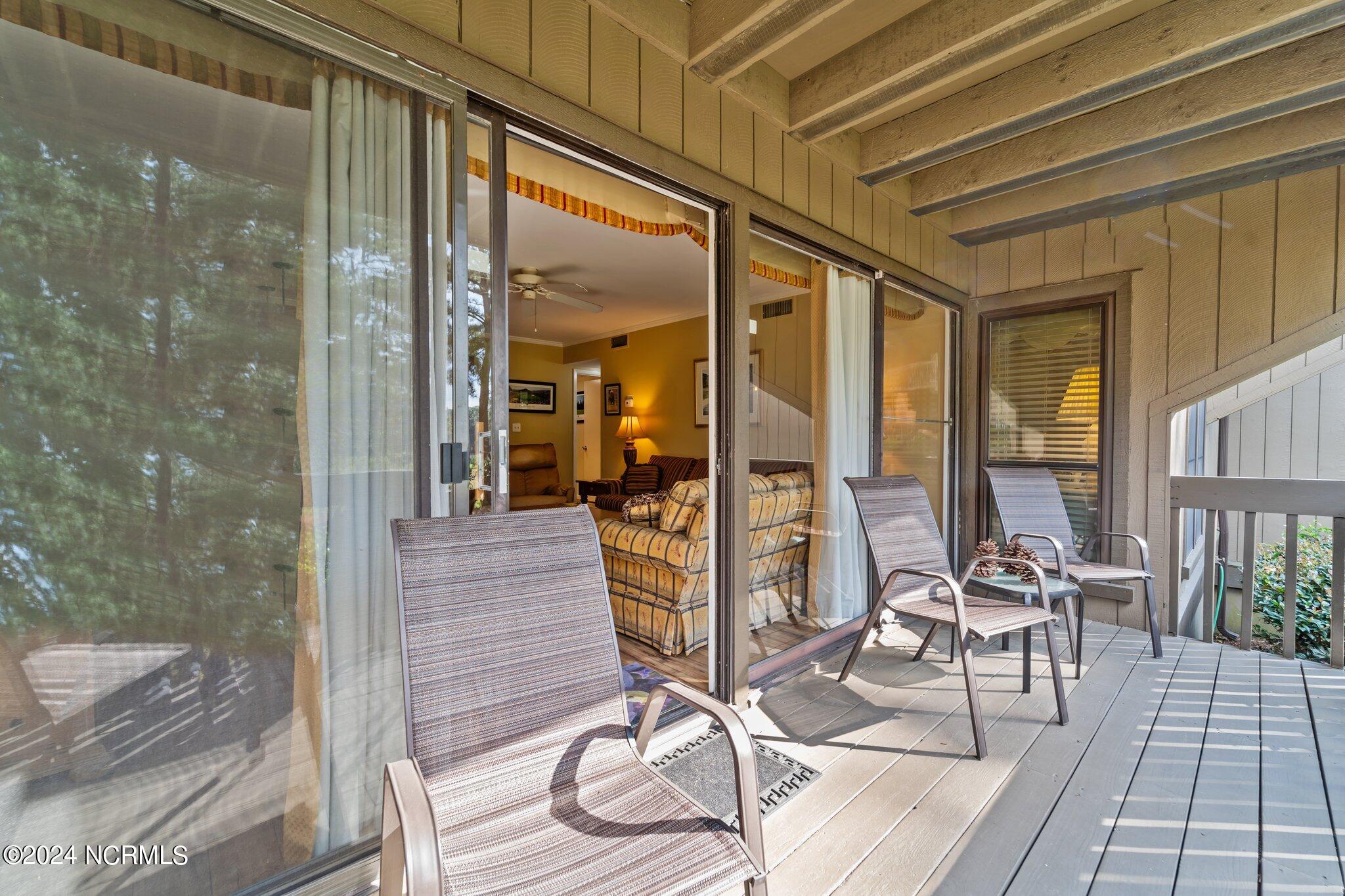 10 Pine Tree Road, 131