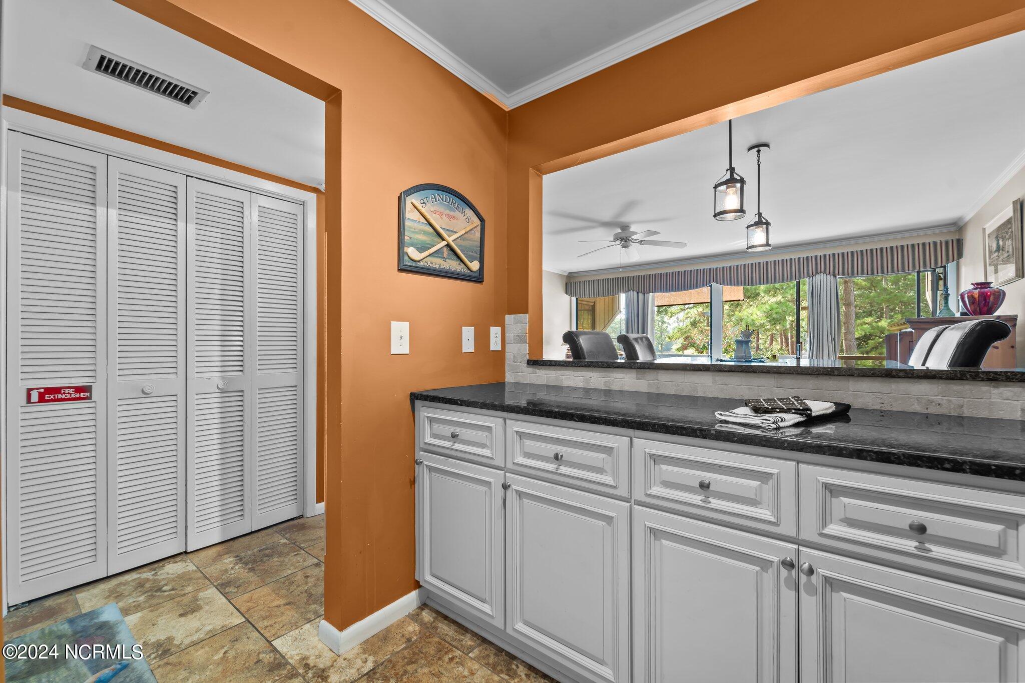 10 Pine Tree Road, 131