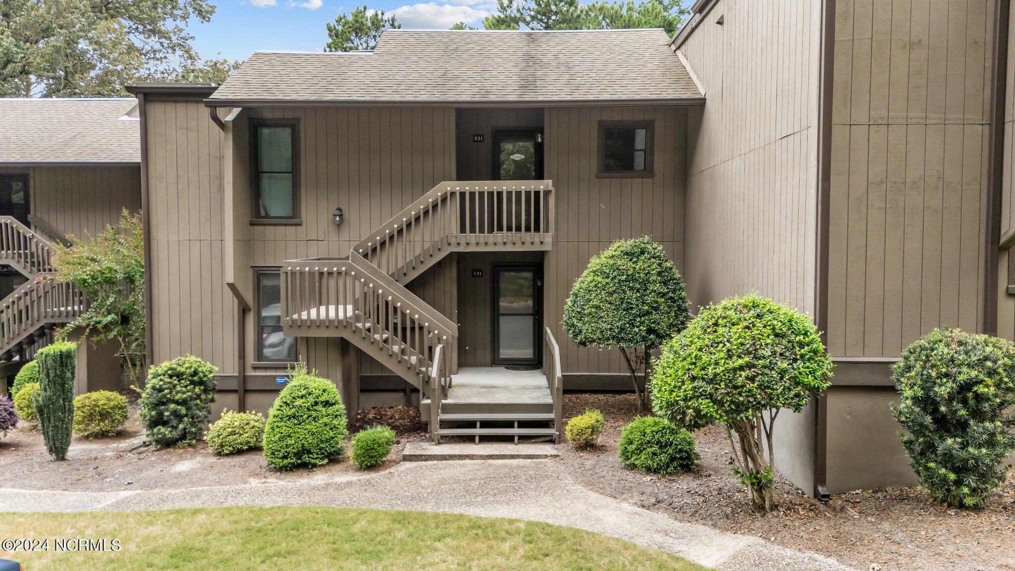 10 Pine Tree Road, 131