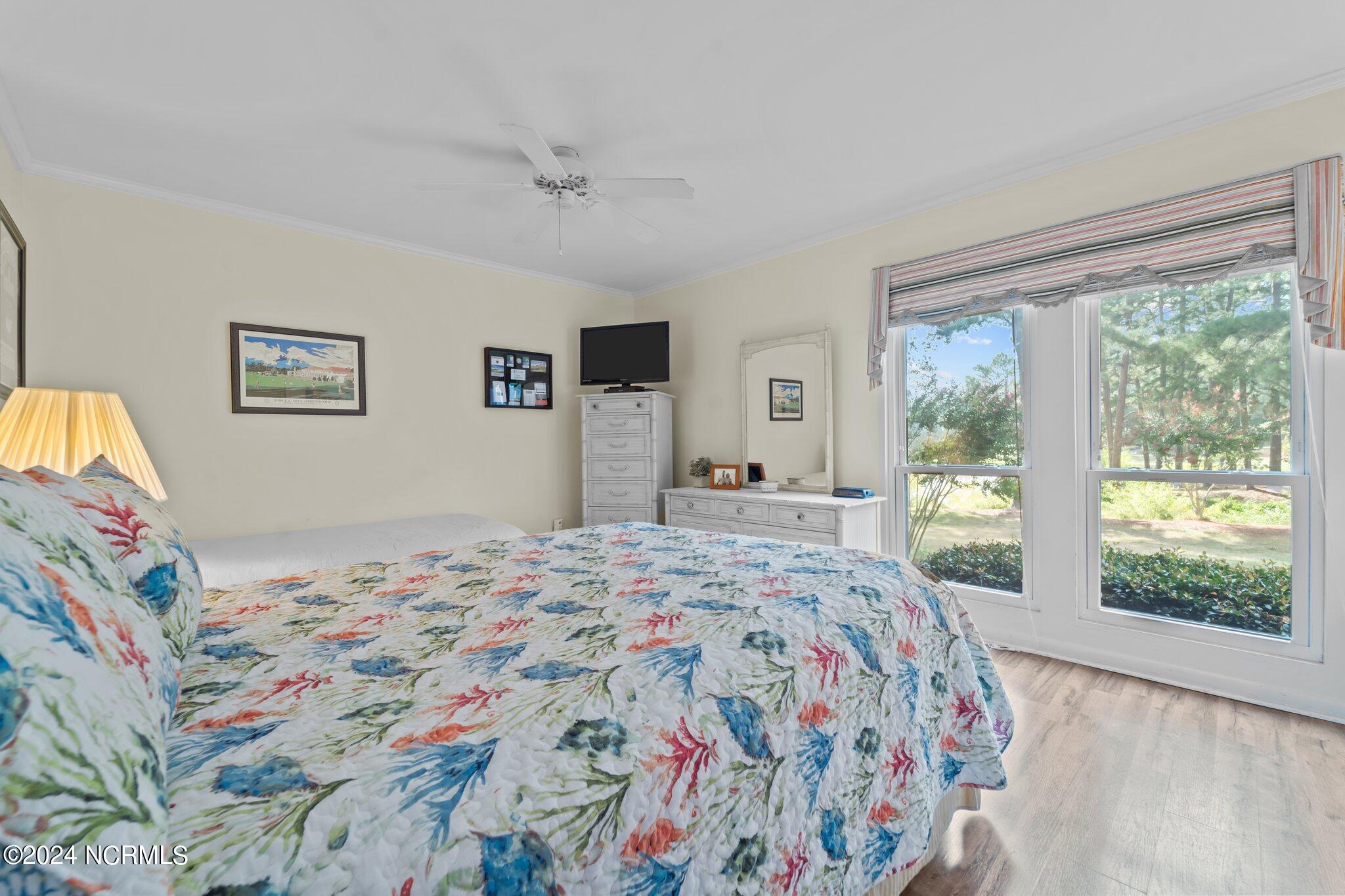 10 Pine Tree Road, 131