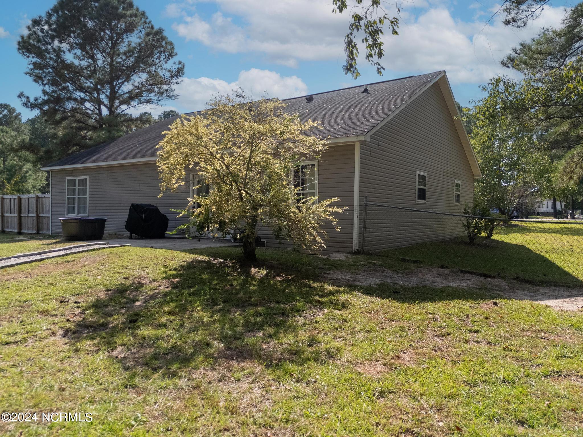 110 Ravenwood Road