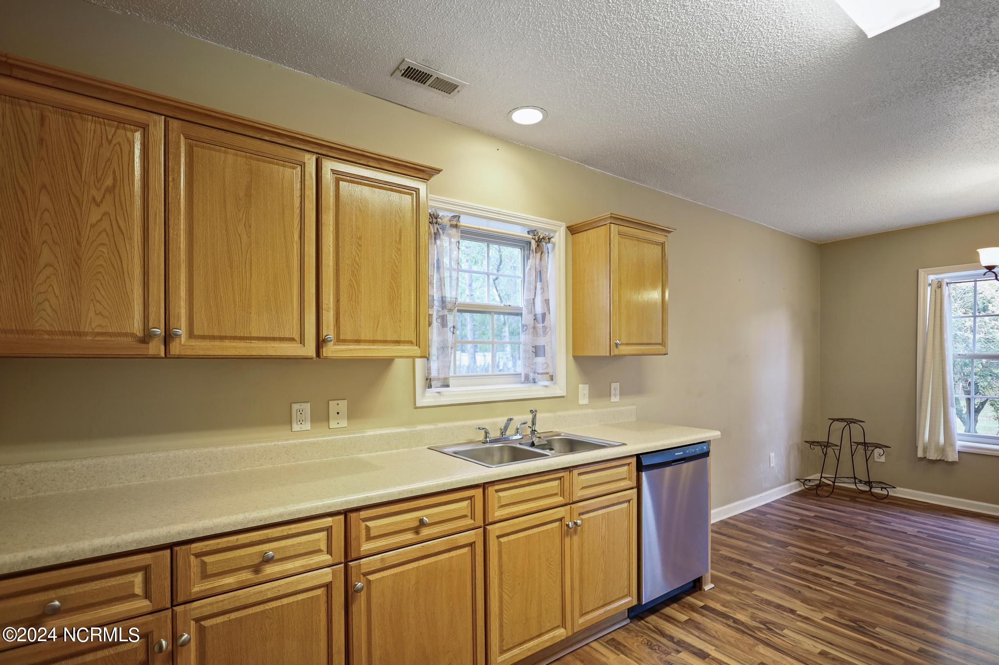 110 Ravenwood Road