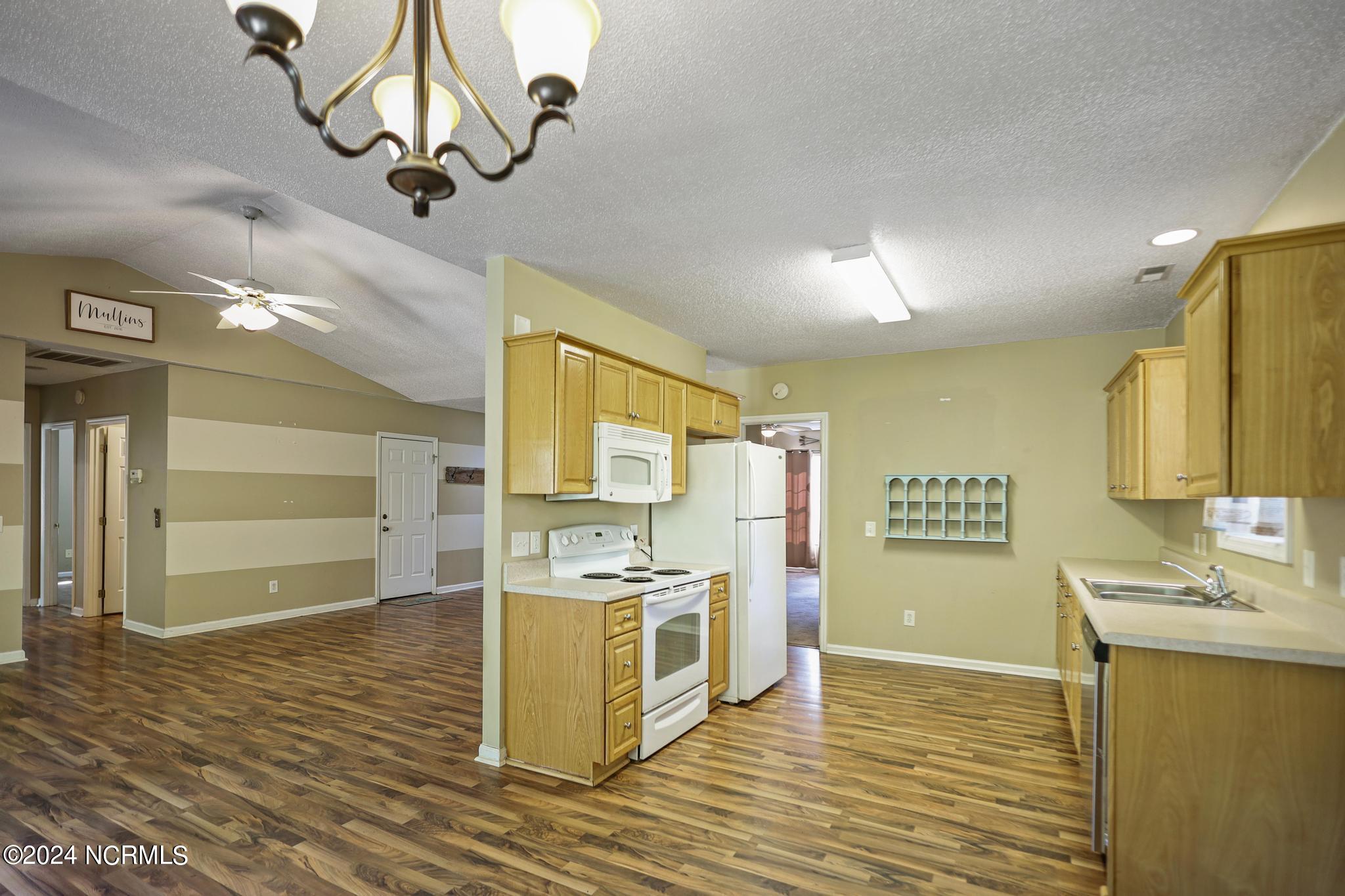 110 Ravenwood Road