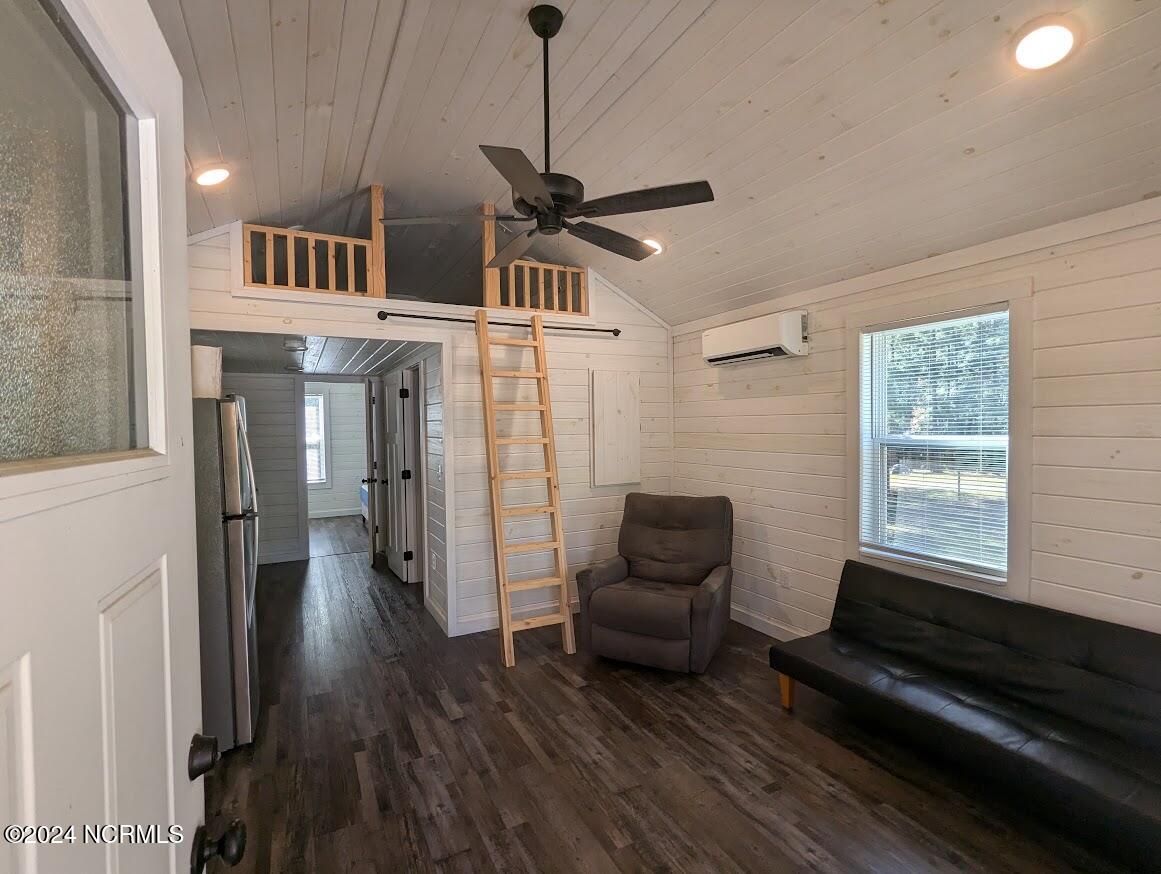 3255 Lakebay Road