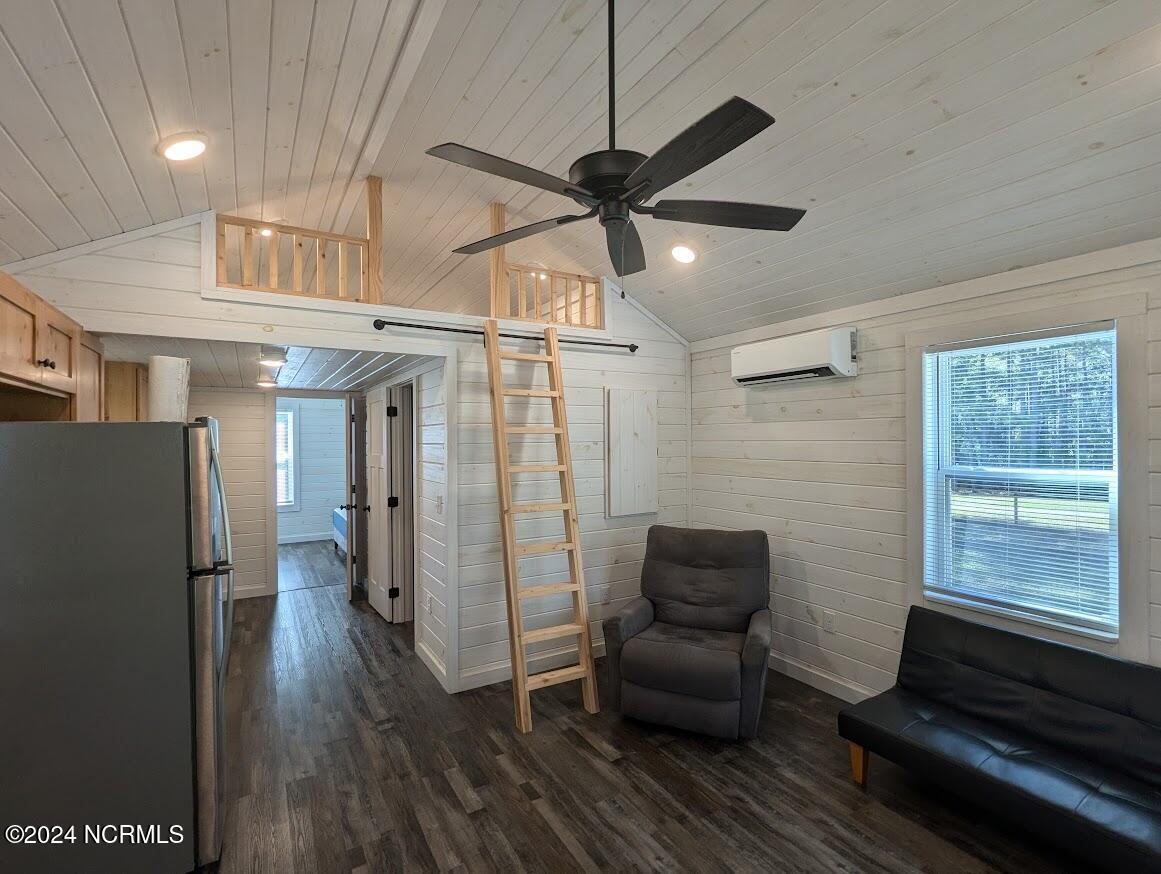 3255 Lakebay Road
