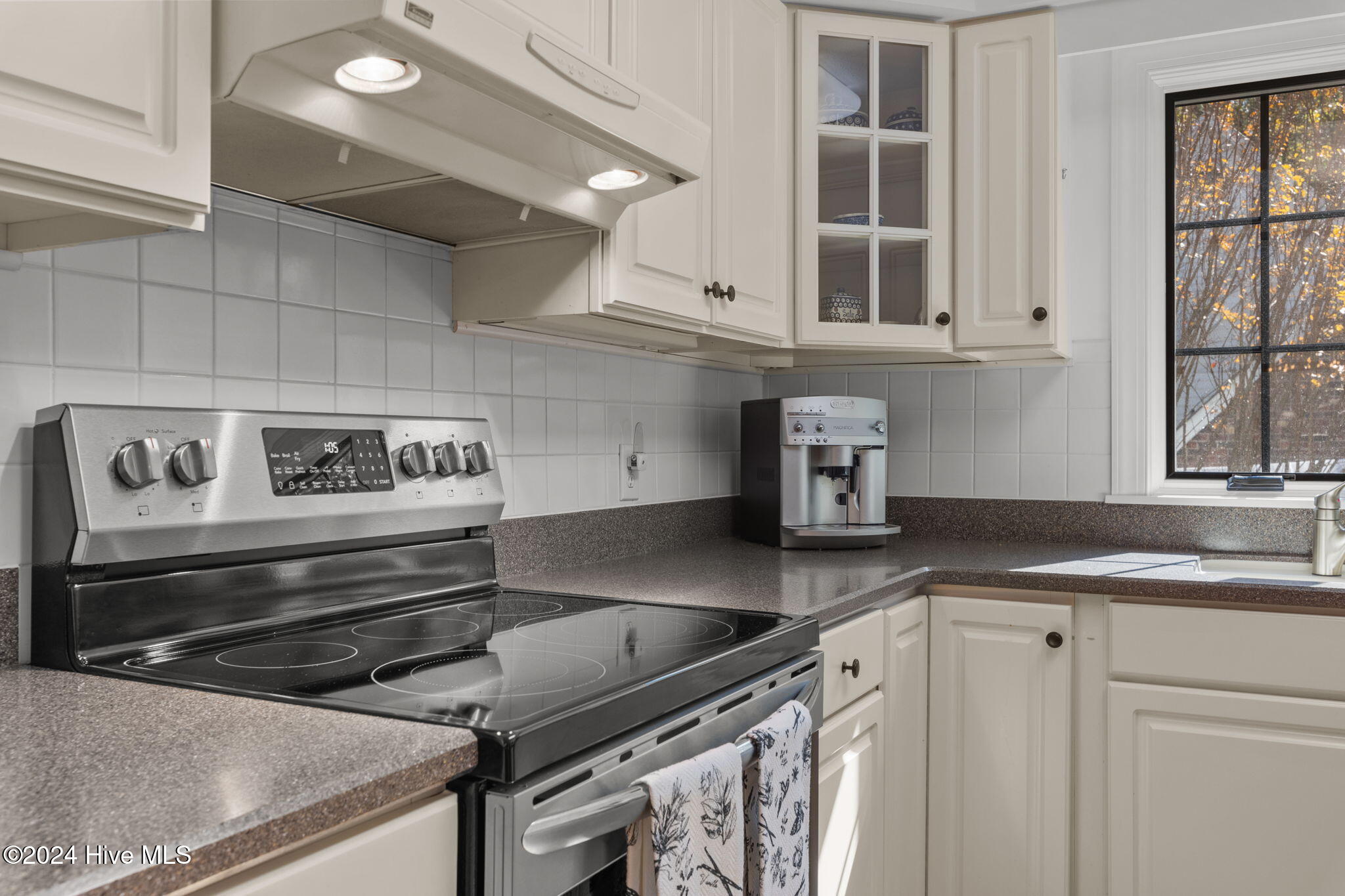 10 Turtle Point Road