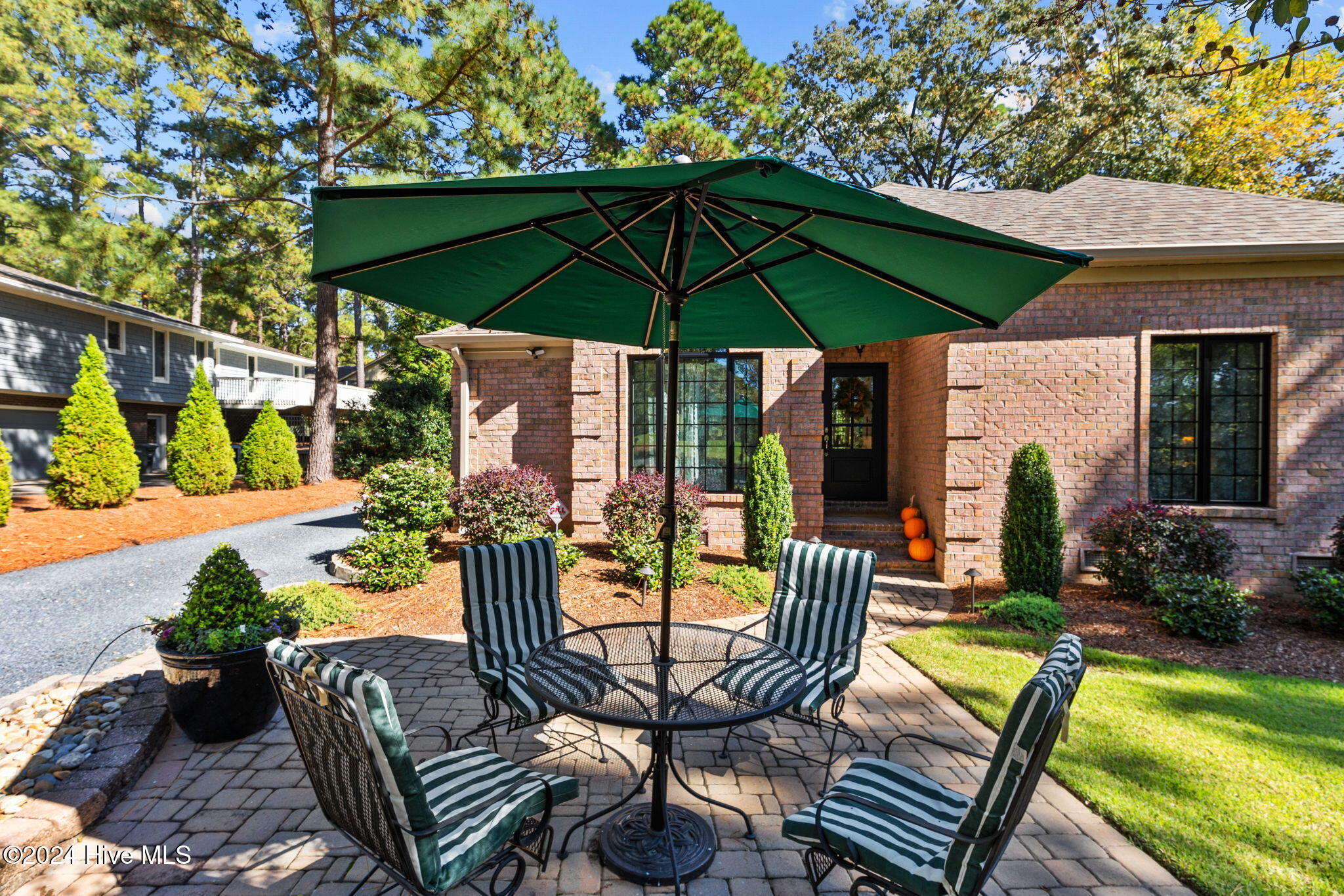 10 Turtle Point Road