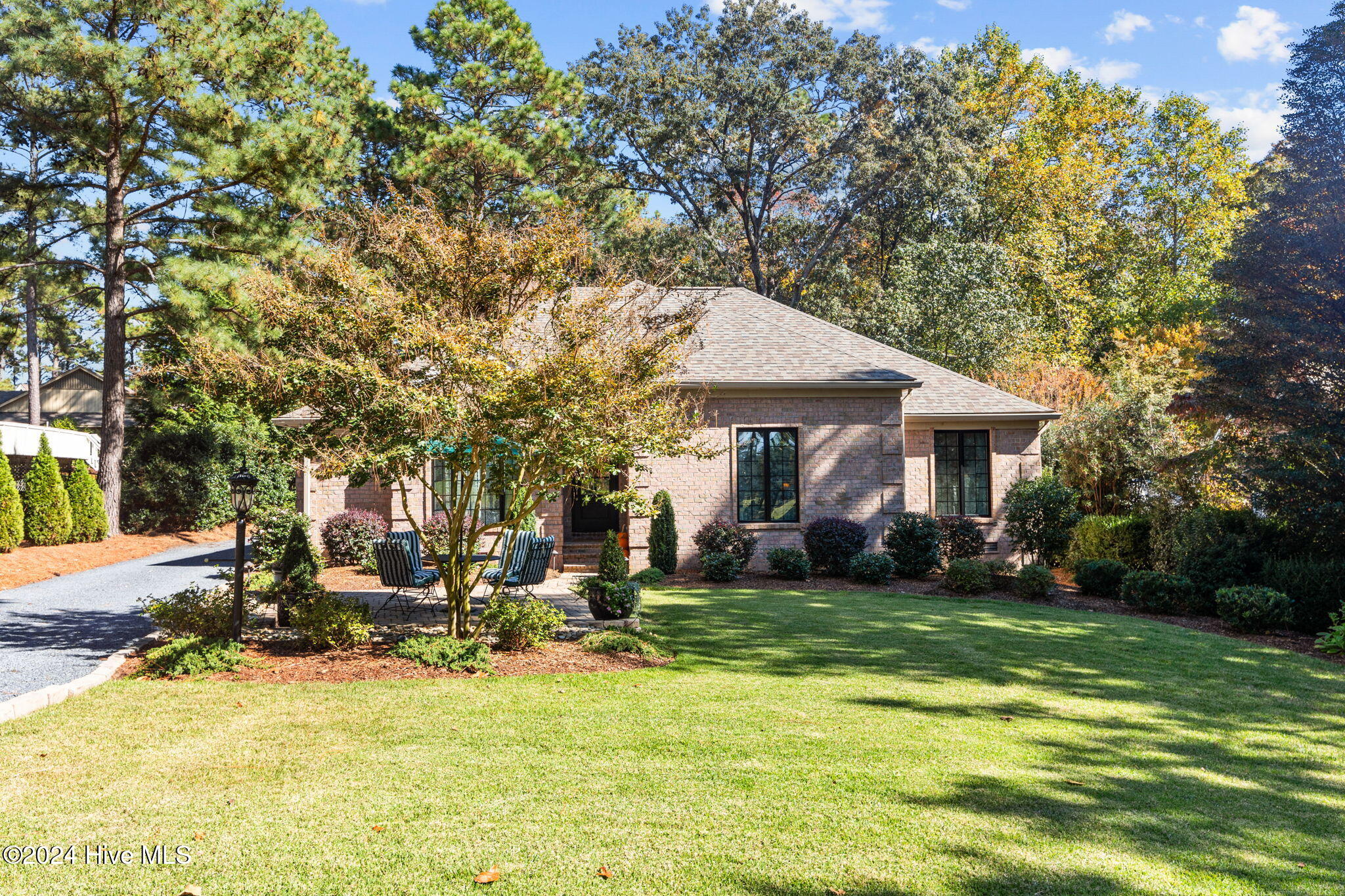 10 Turtle Point Road