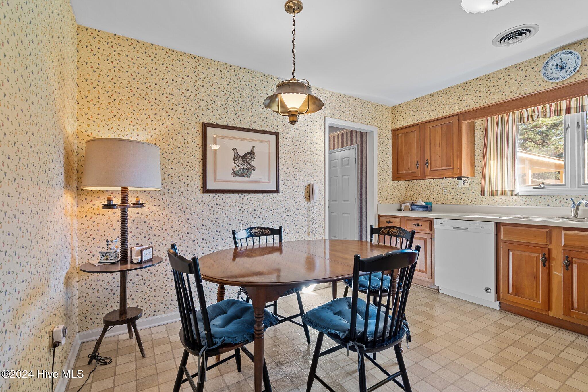 154 Knollwood Drive
