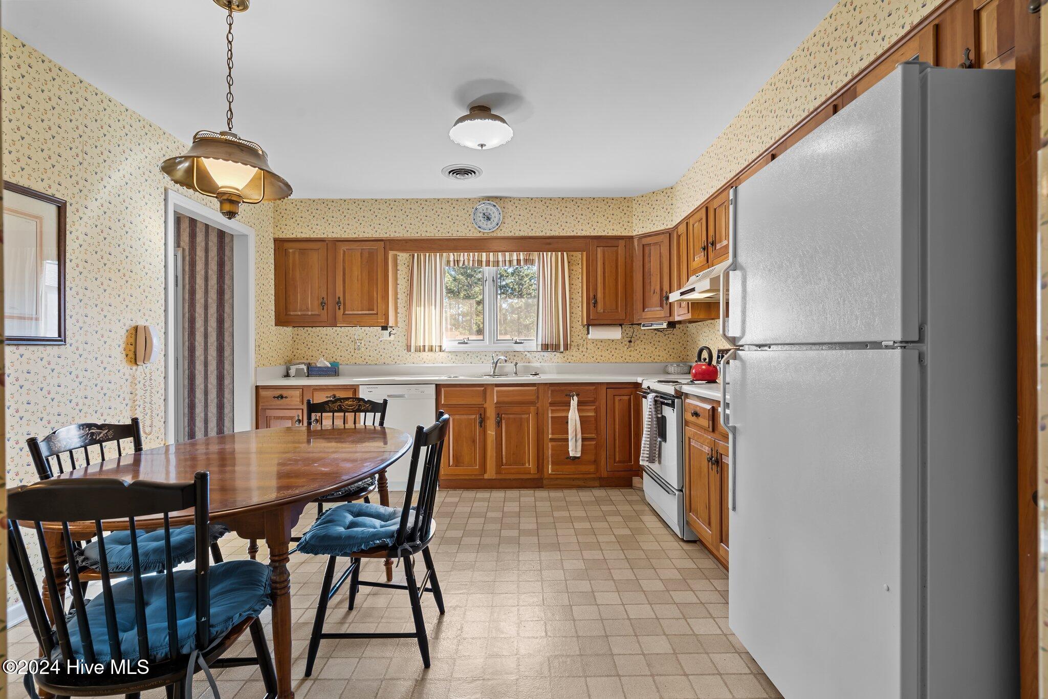 154 Knollwood Drive