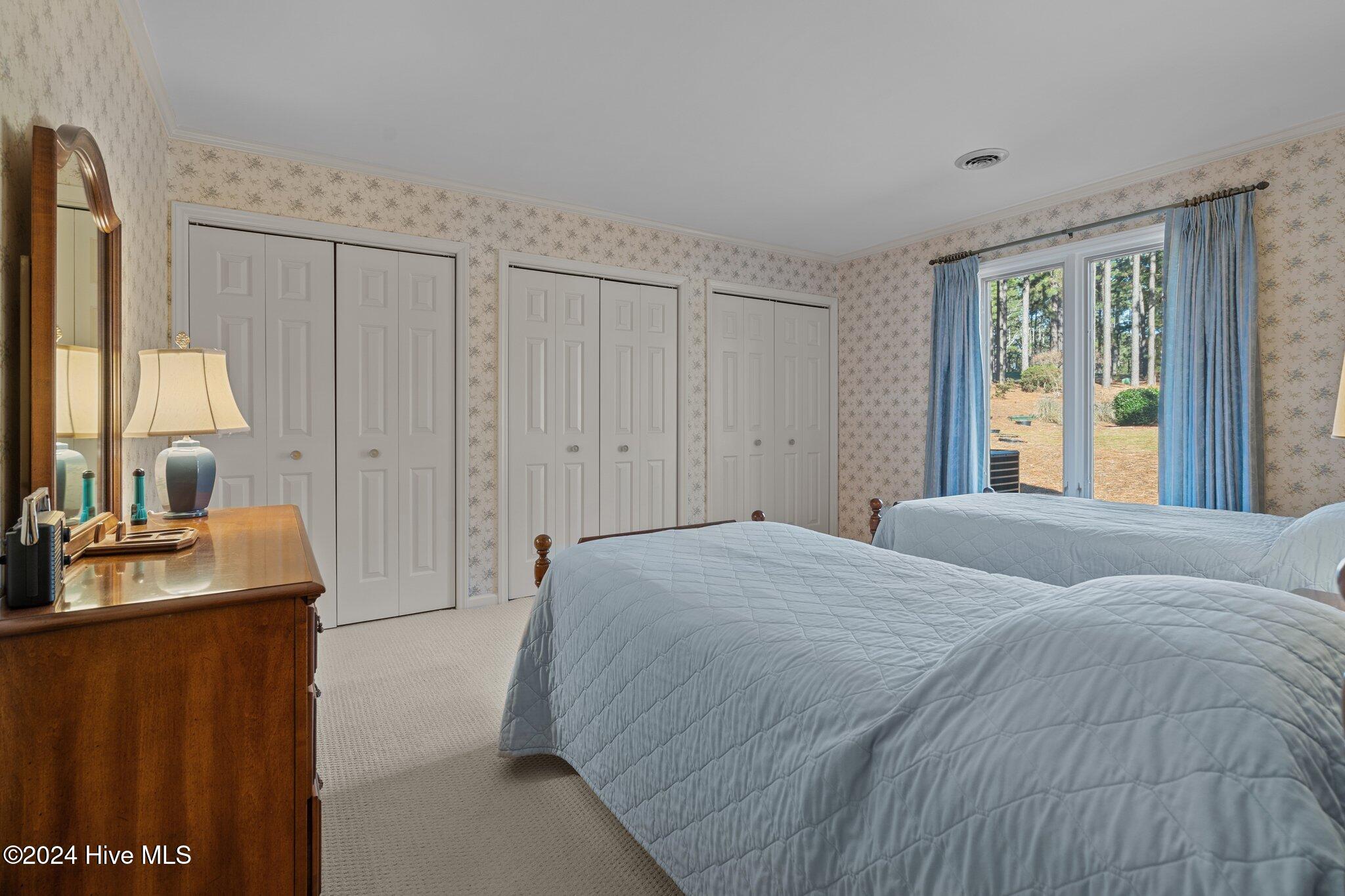 154 Knollwood Drive