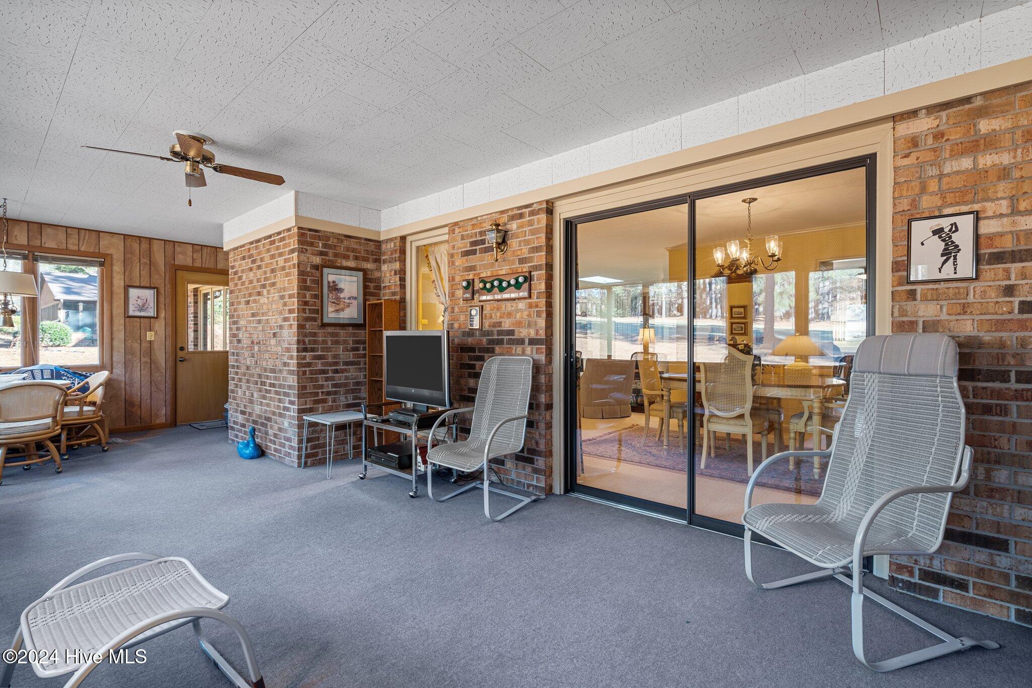 154 Knollwood Drive