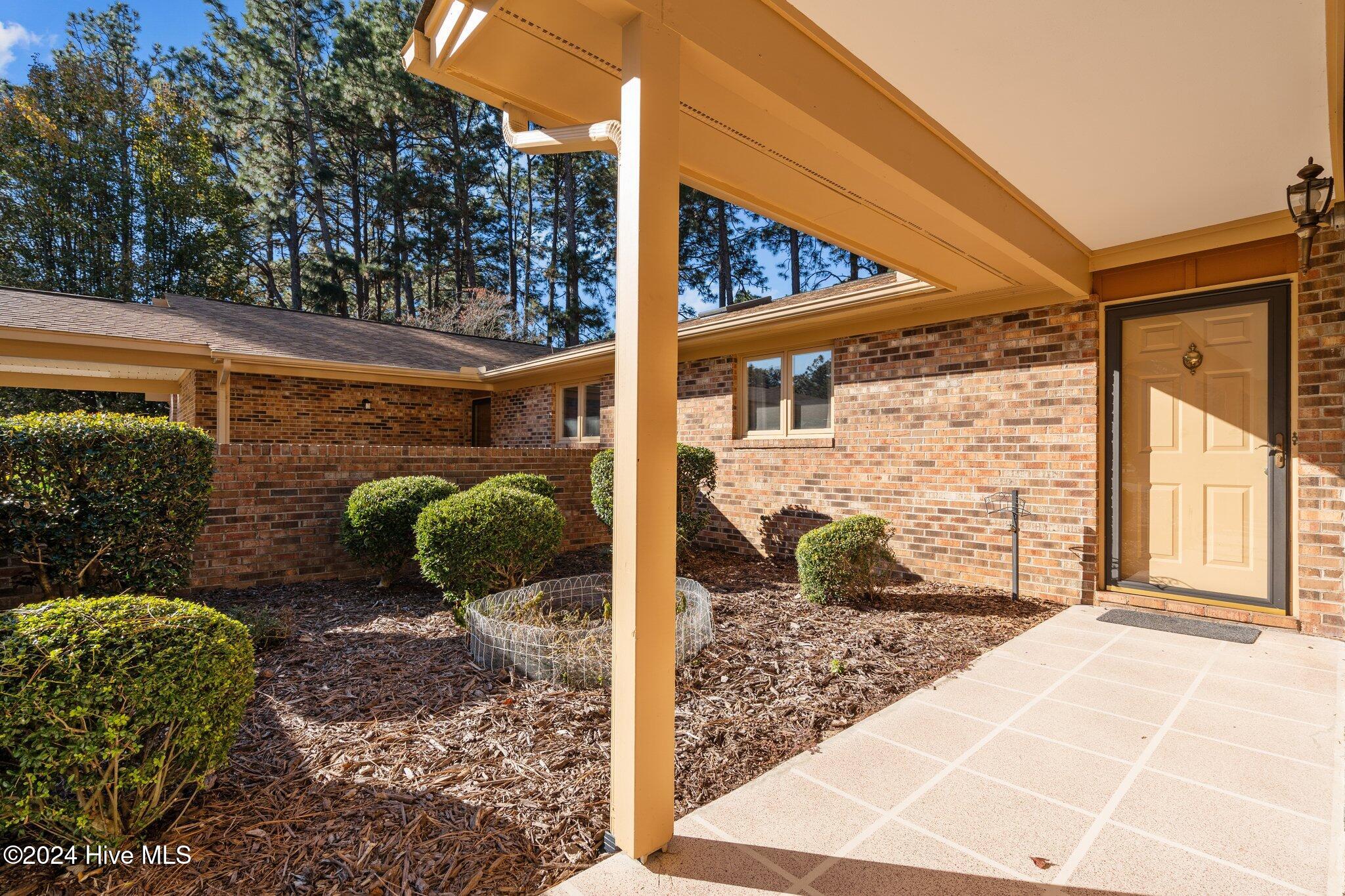 154 Knollwood Drive