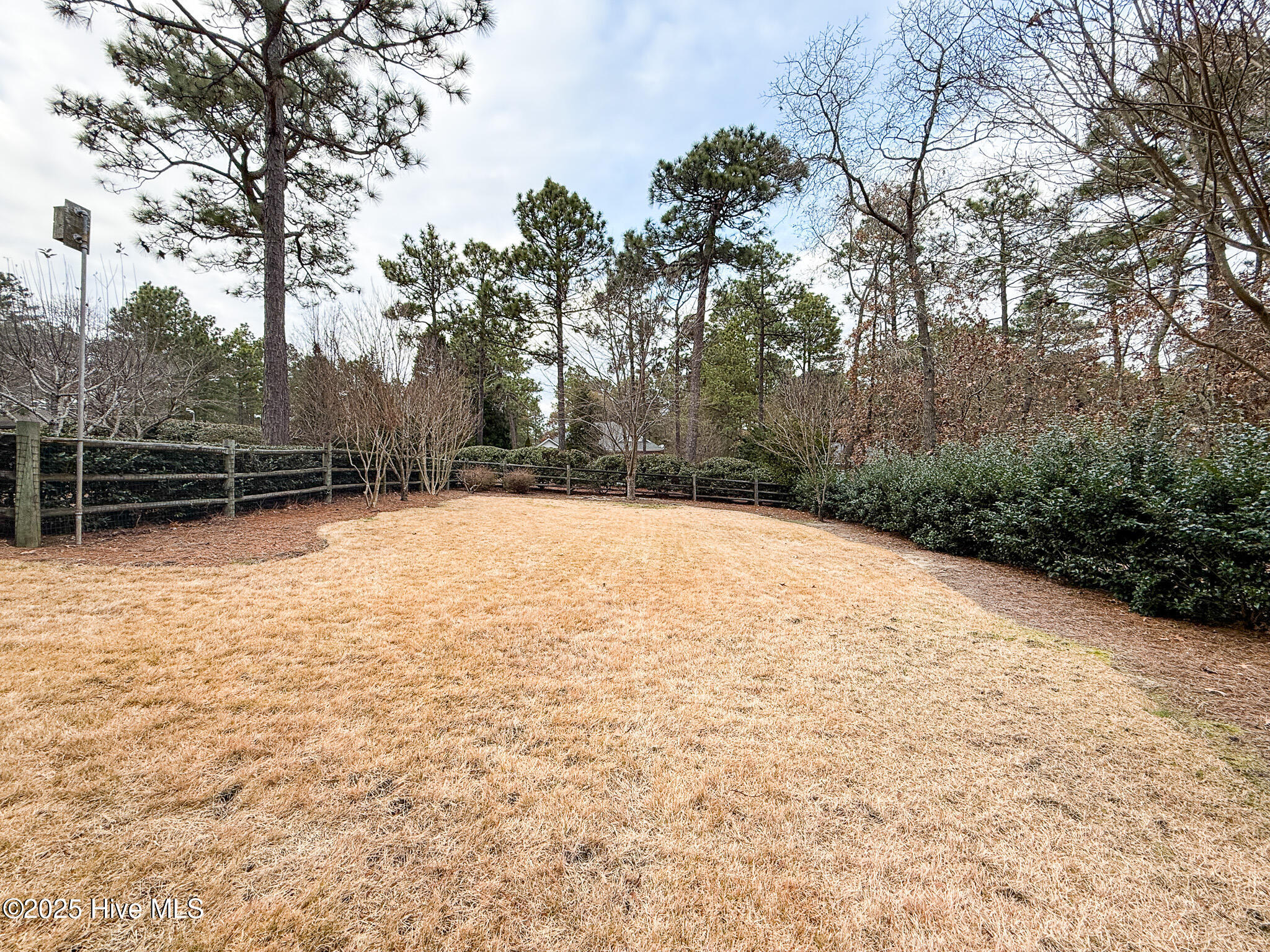 870 Monticello Drive, 8