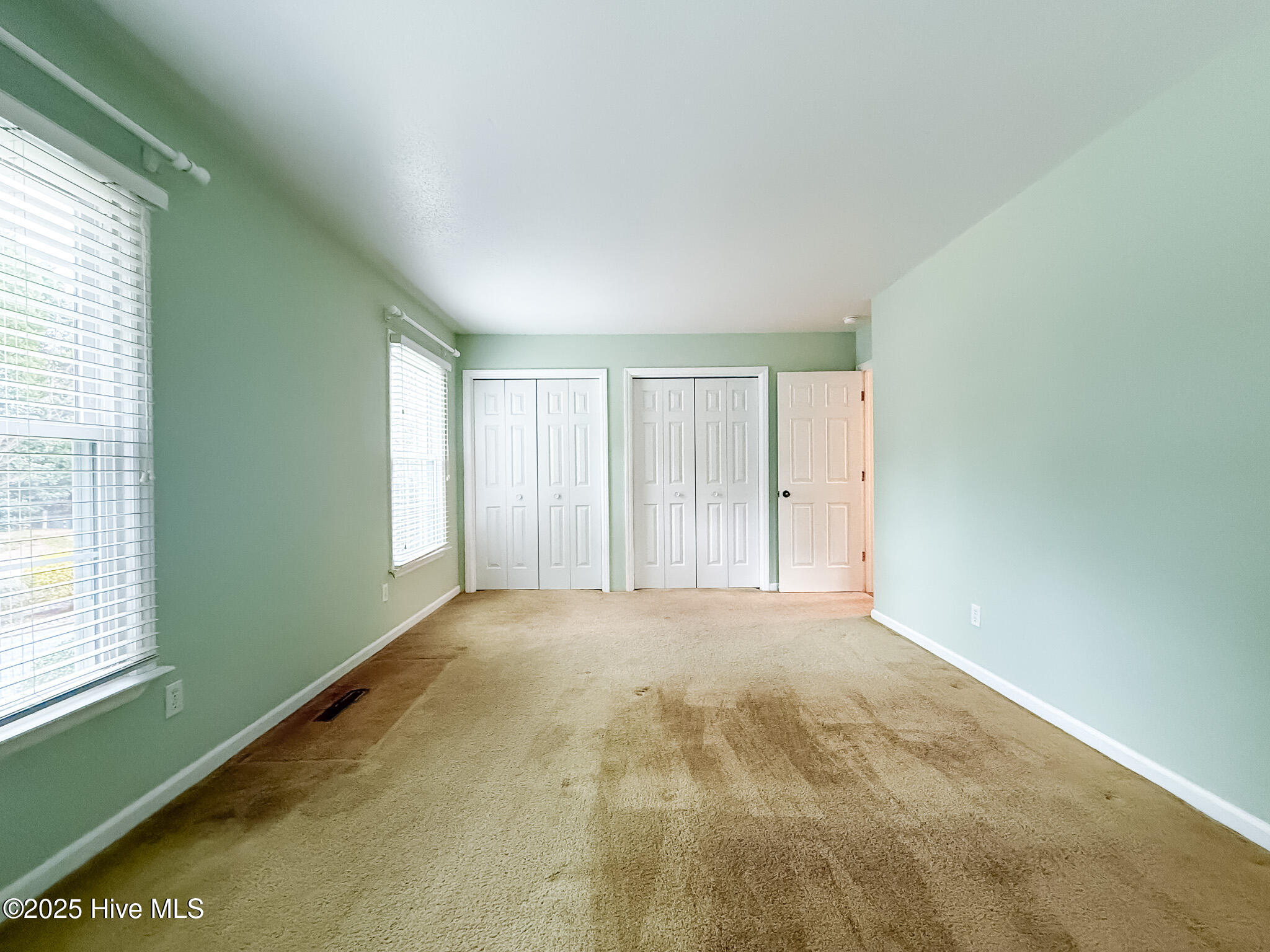 870 Monticello Drive, 8