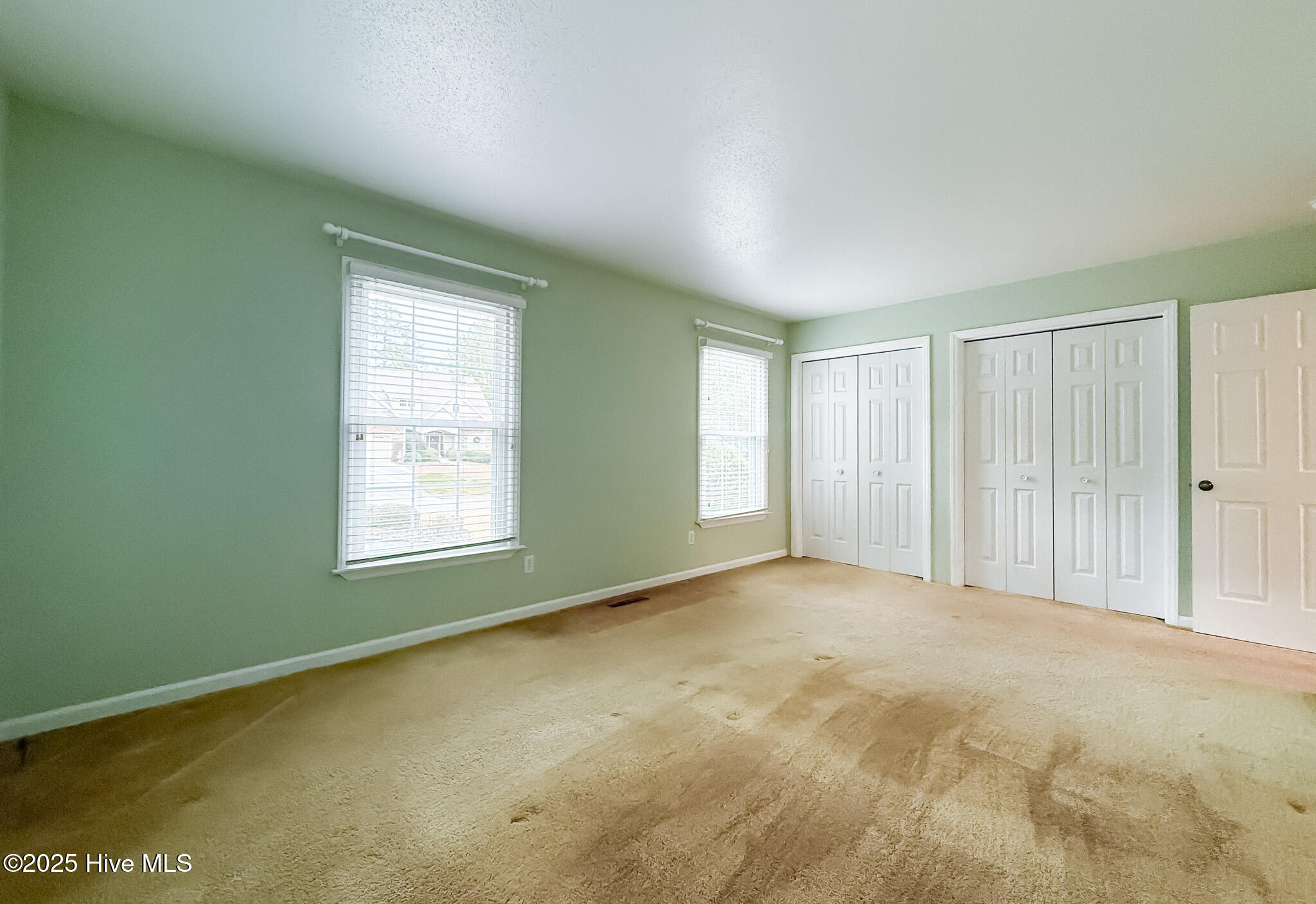 870 Monticello Drive, 8