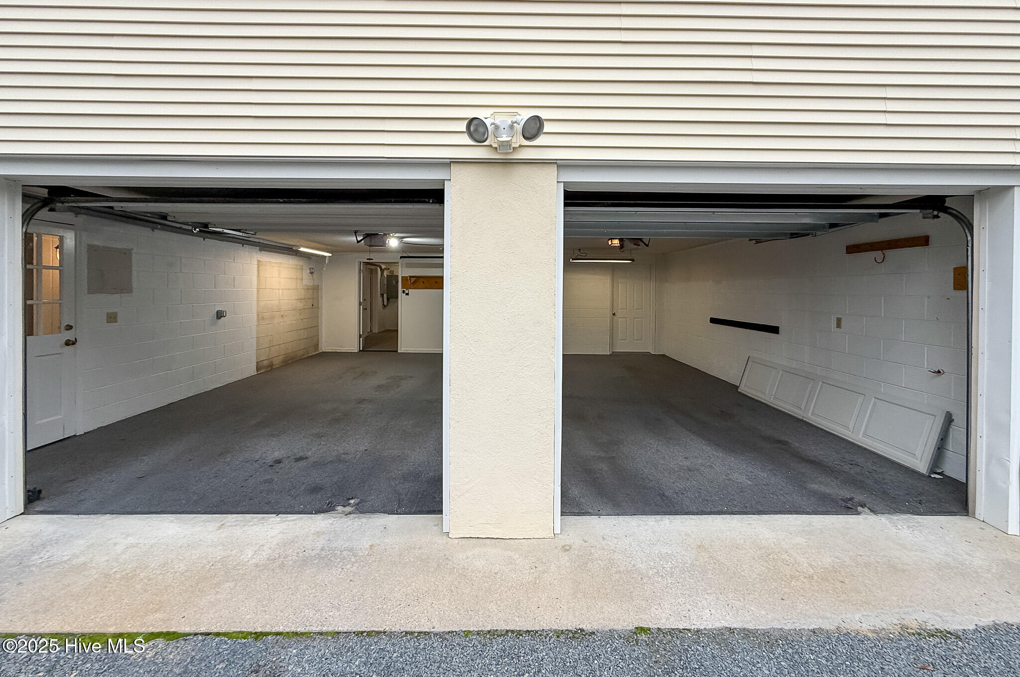 870 Monticello Drive, 8