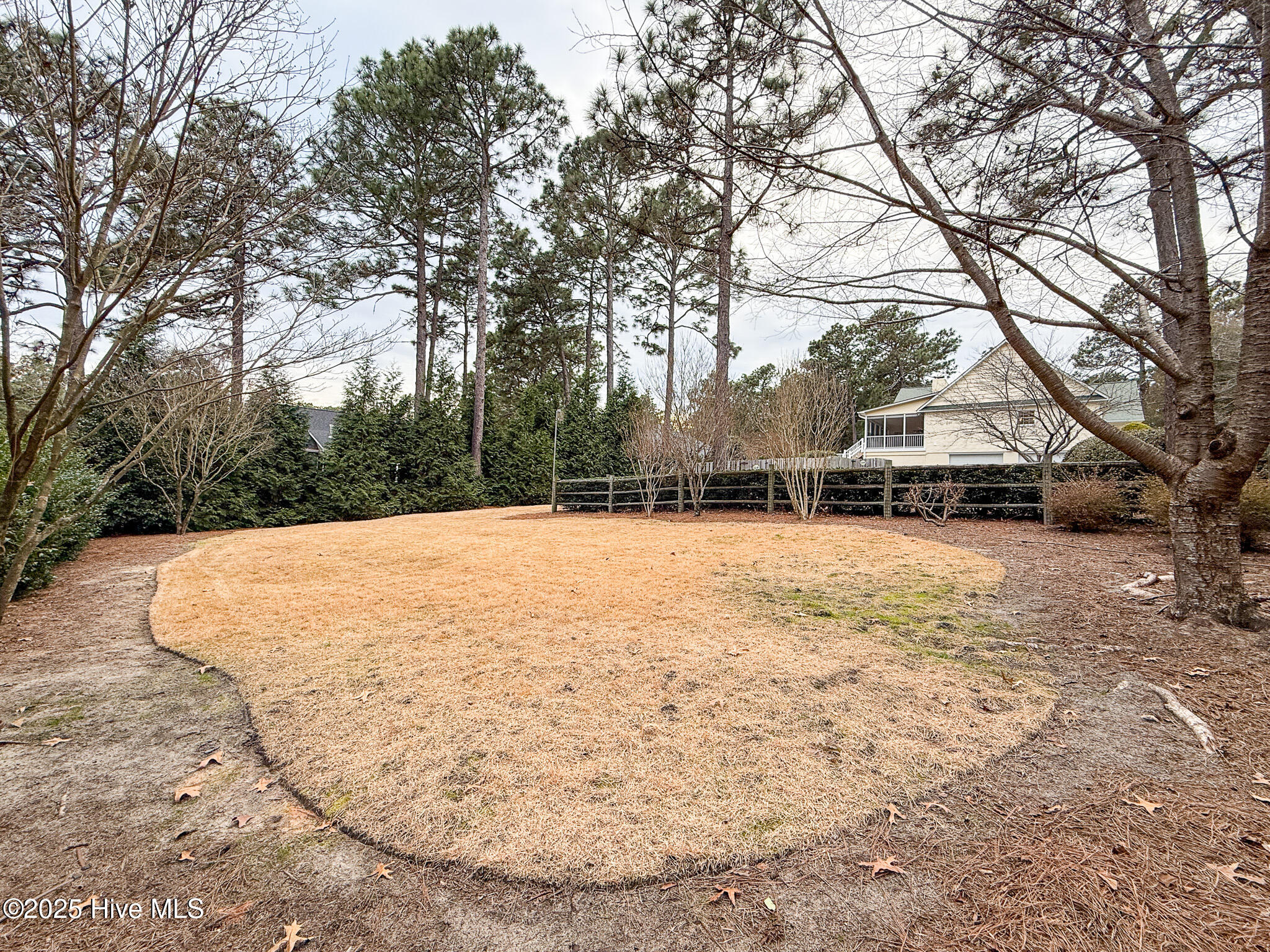 870 Monticello Drive, 8