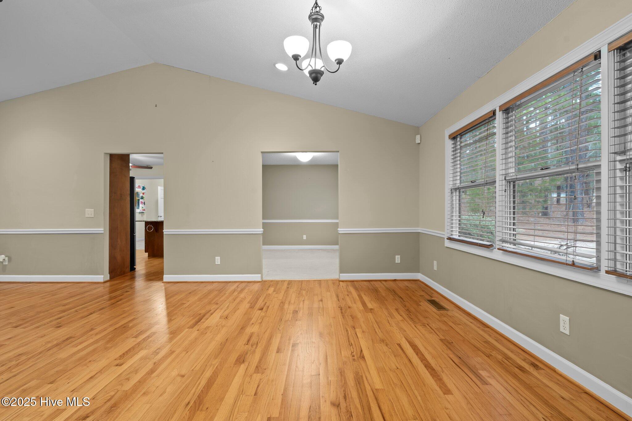 4094 Niagara Carthage Road