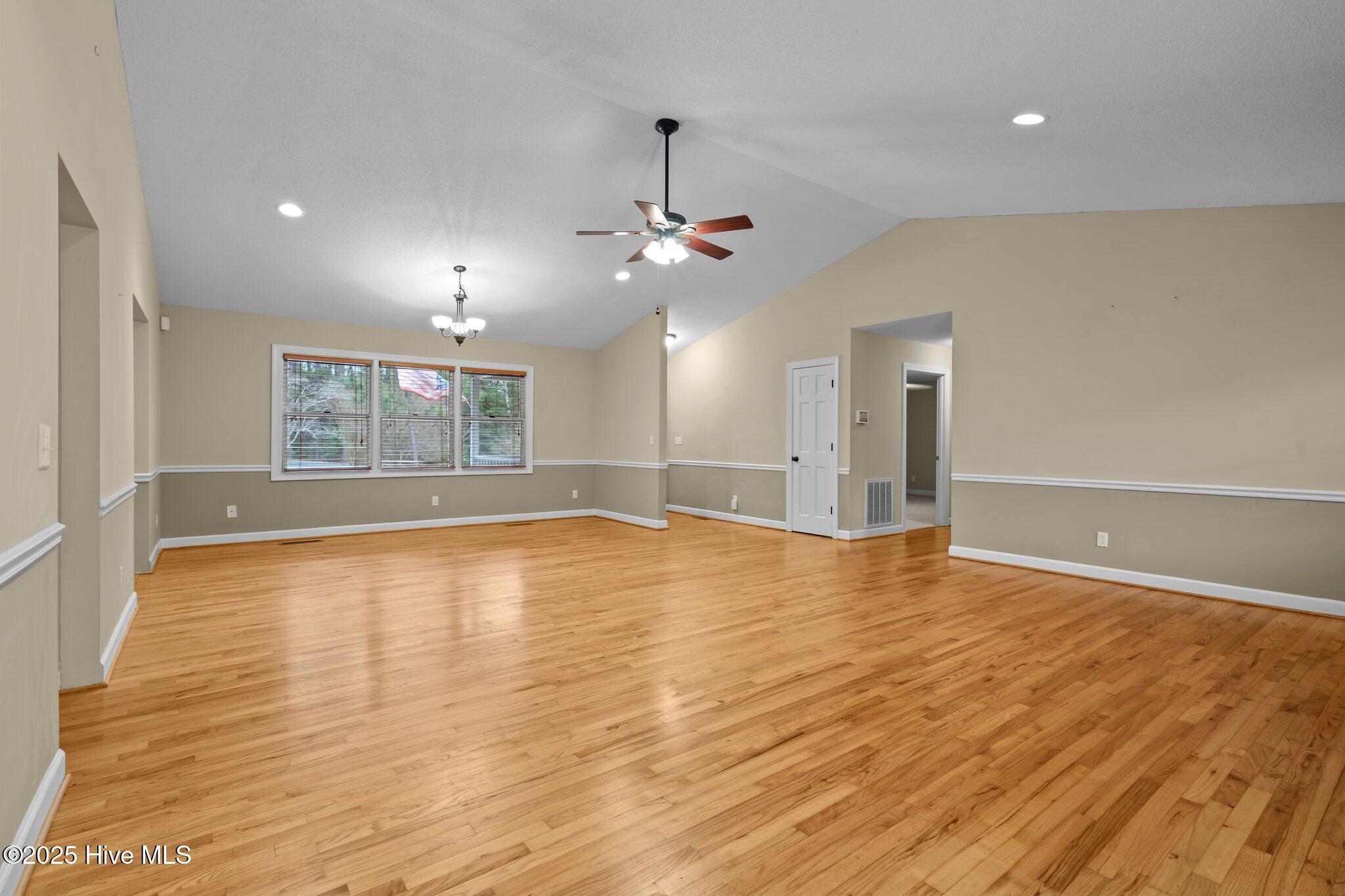 4094 Niagara Carthage Road