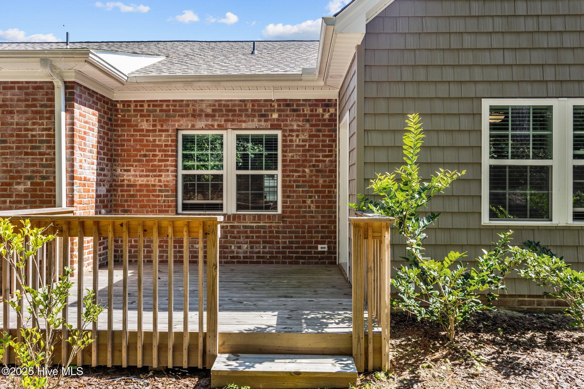 810 Lighthorse Circle