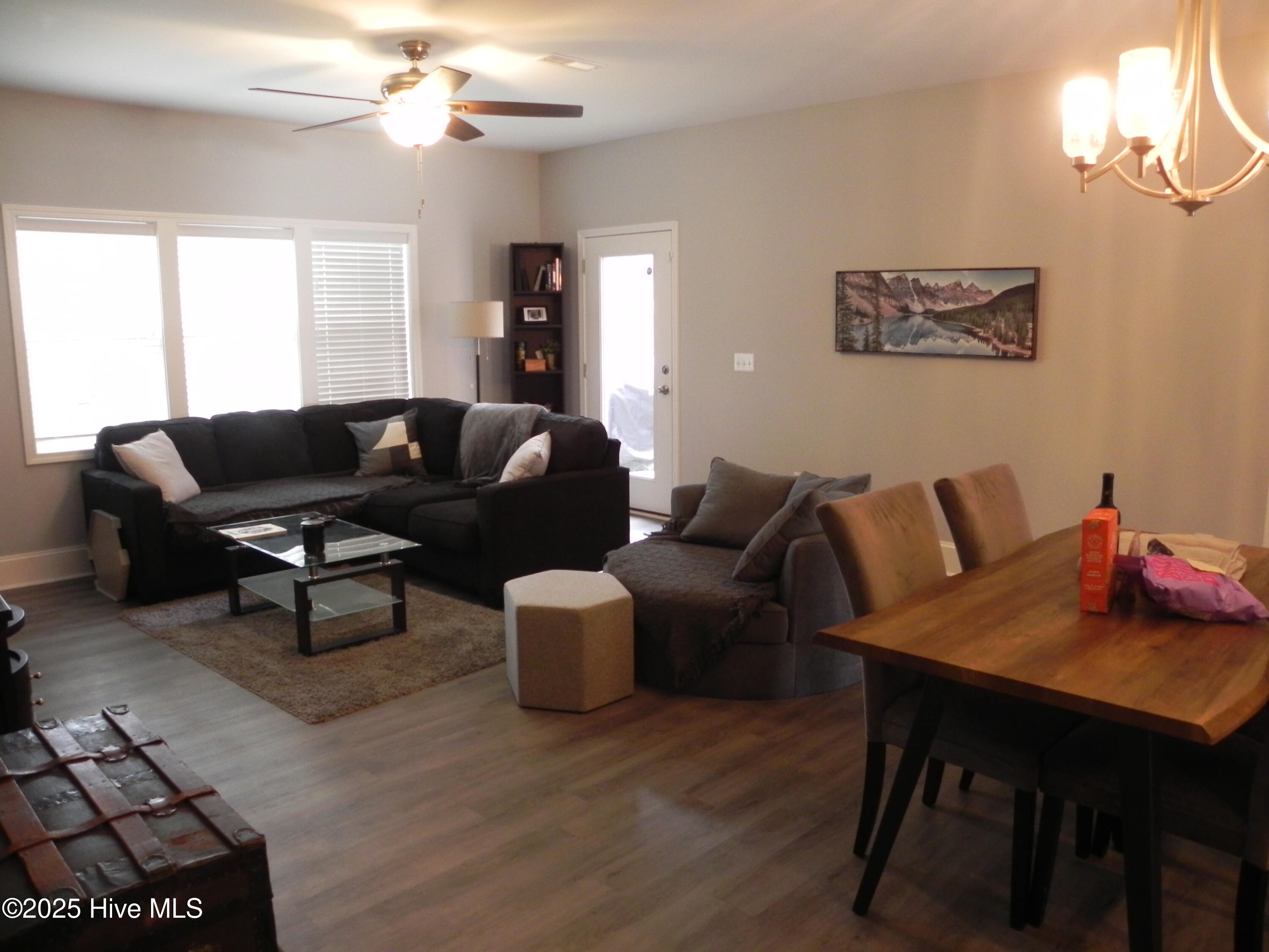 810 Lighthorse Circle