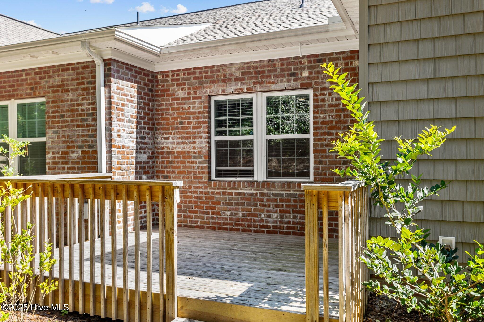 810 Lighthorse Circle