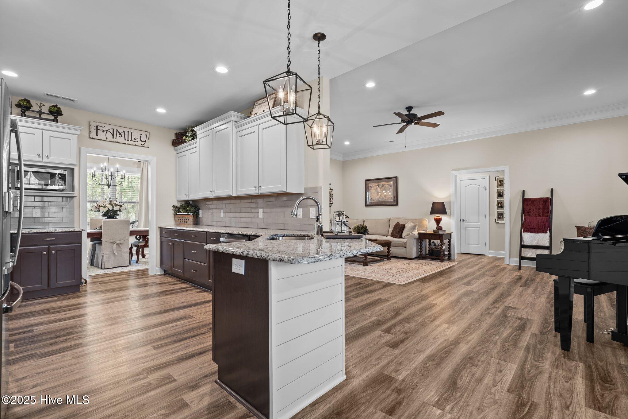 110 Fox Den Drive