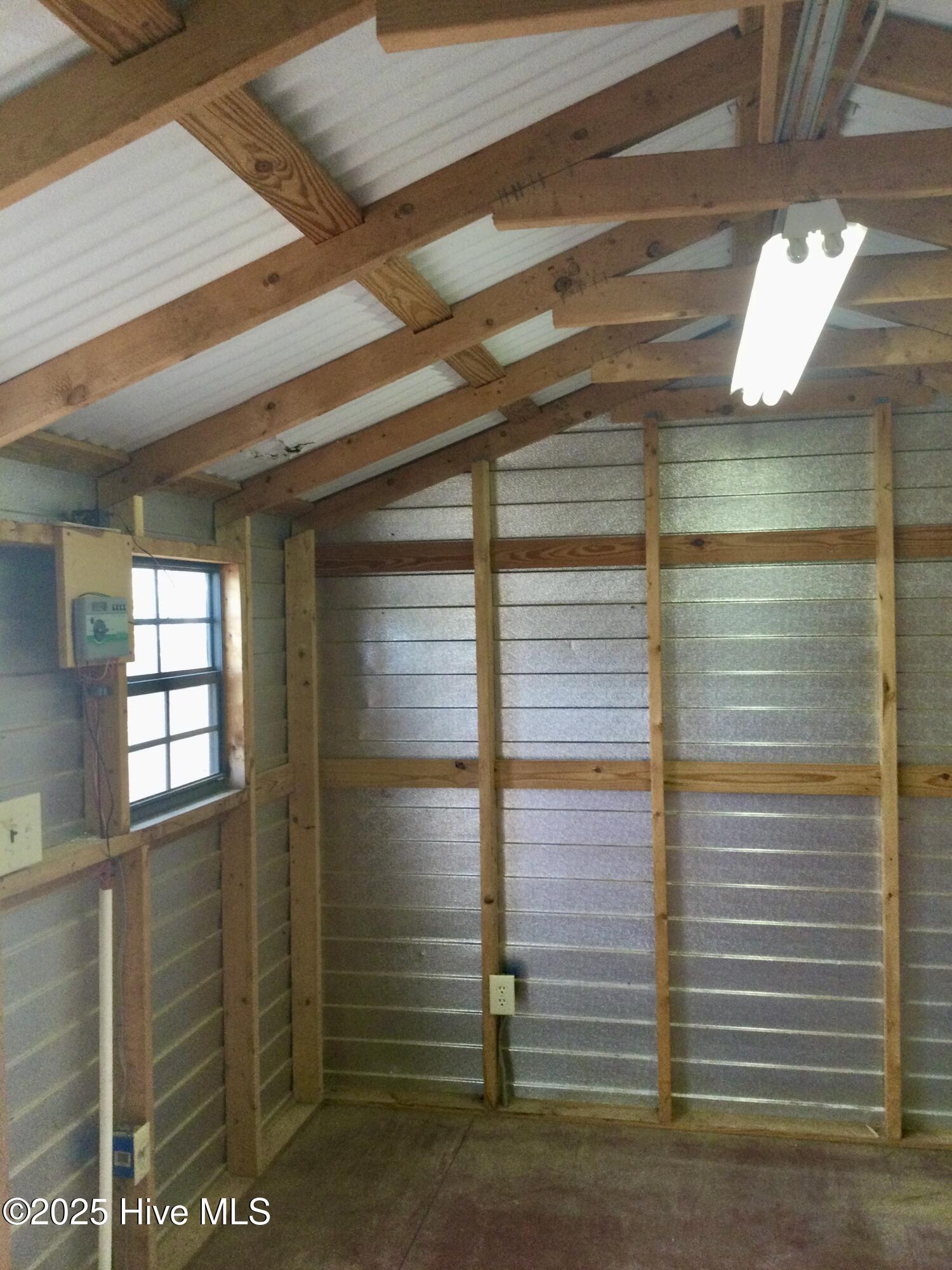 410 N Currant Street