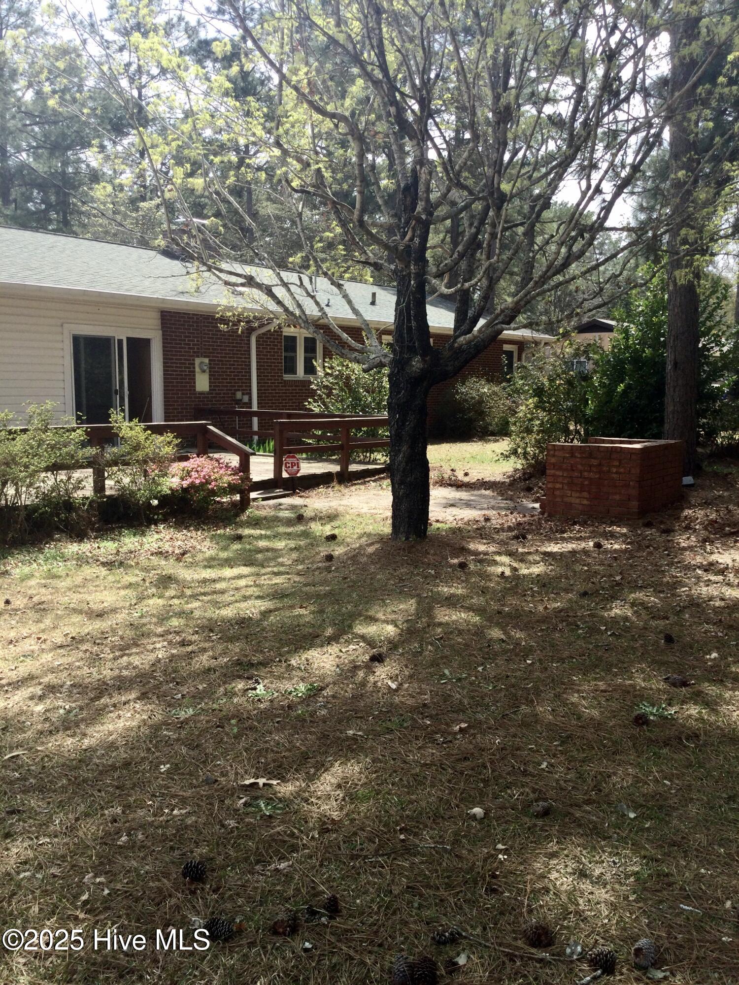 410 N Currant Street