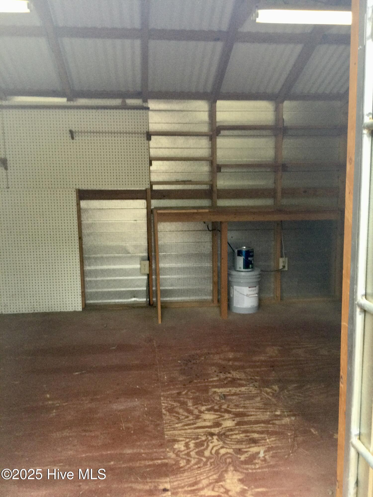 410 N Currant Street