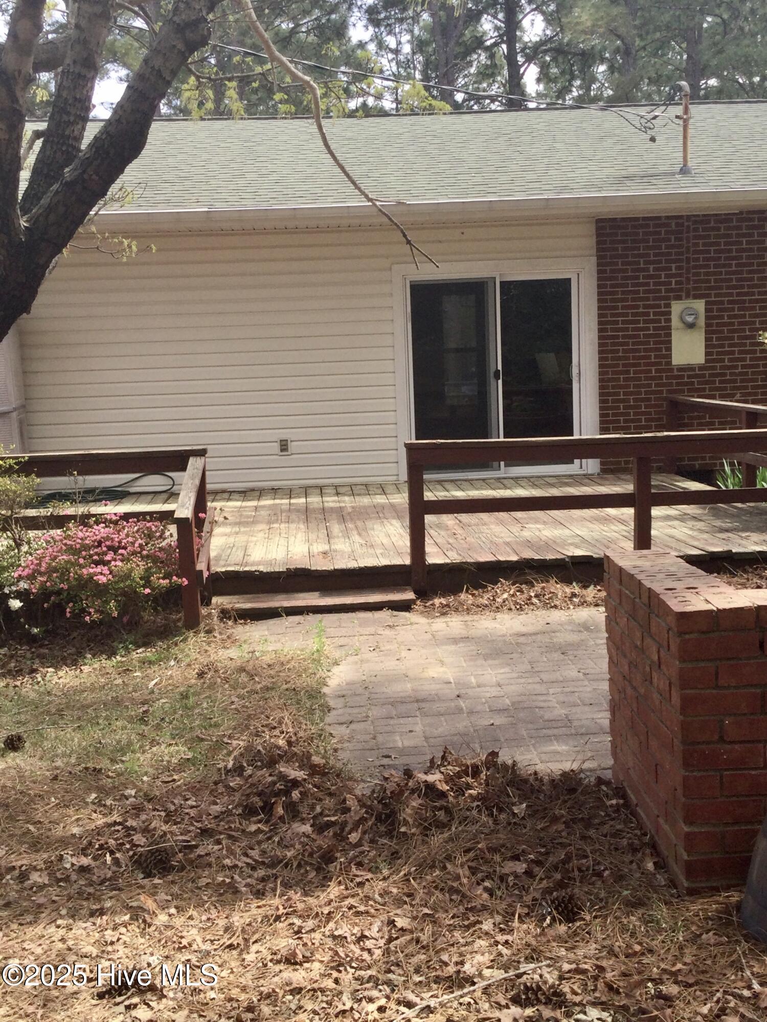 410 N Currant Street