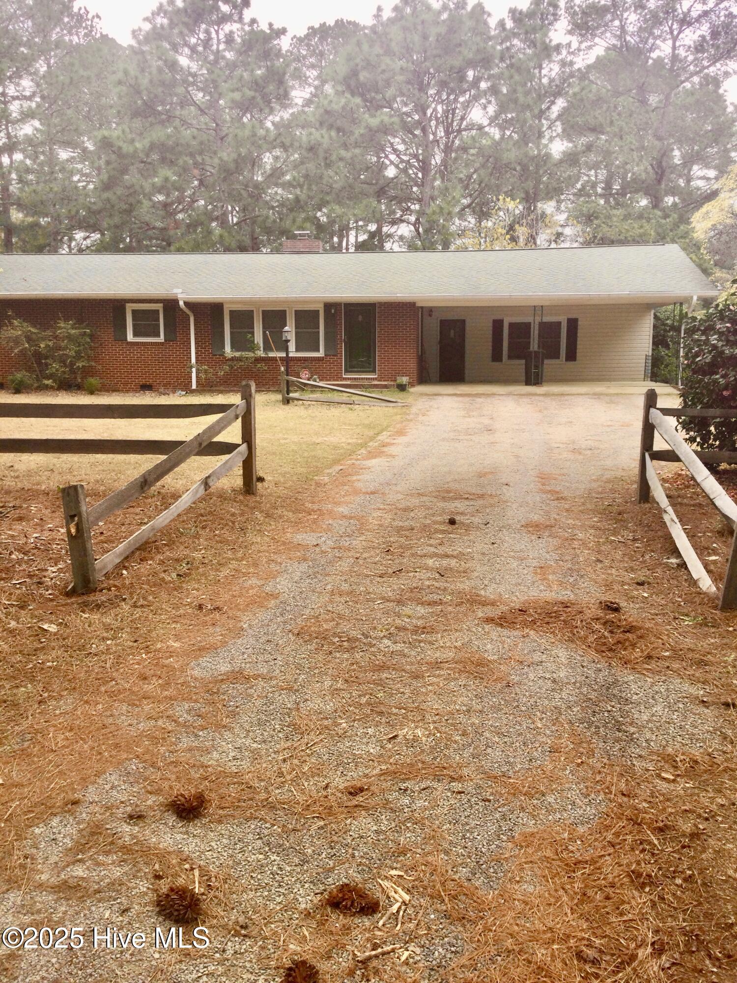 410 N Currant Street