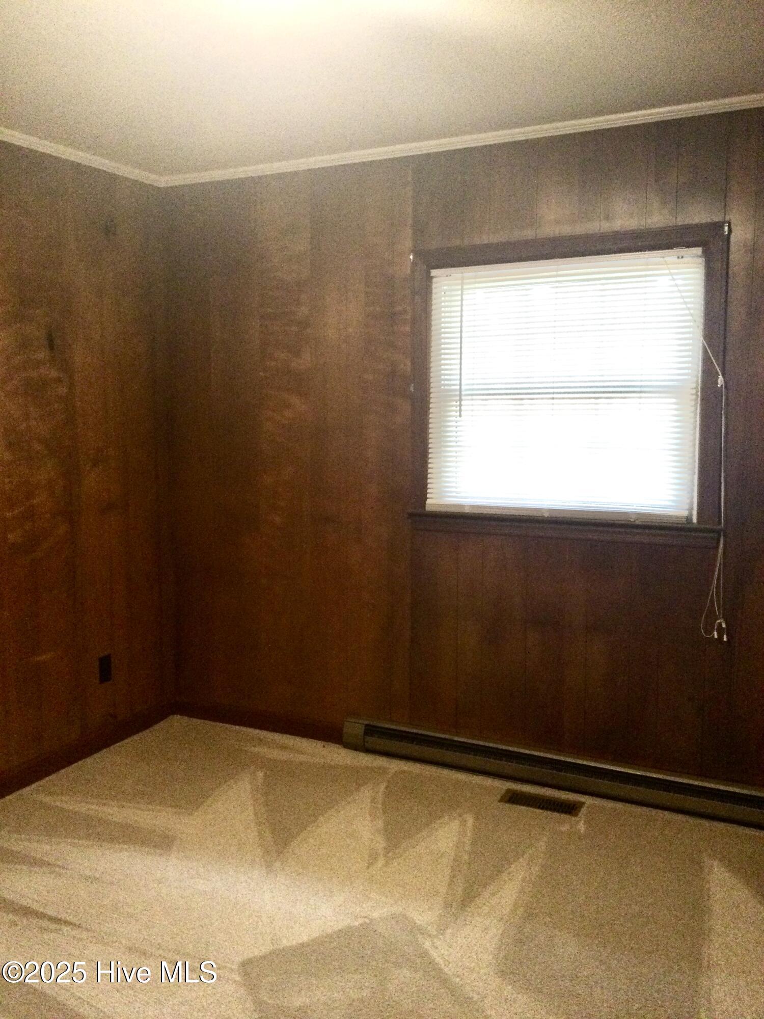 410 N Currant Street