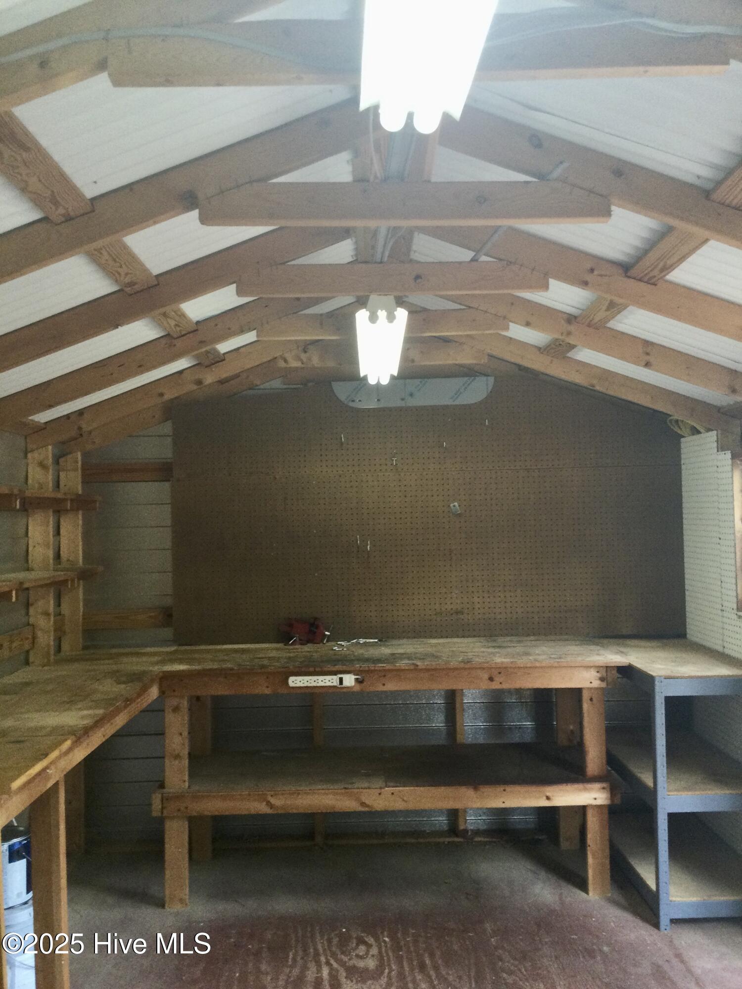 410 N Currant Street