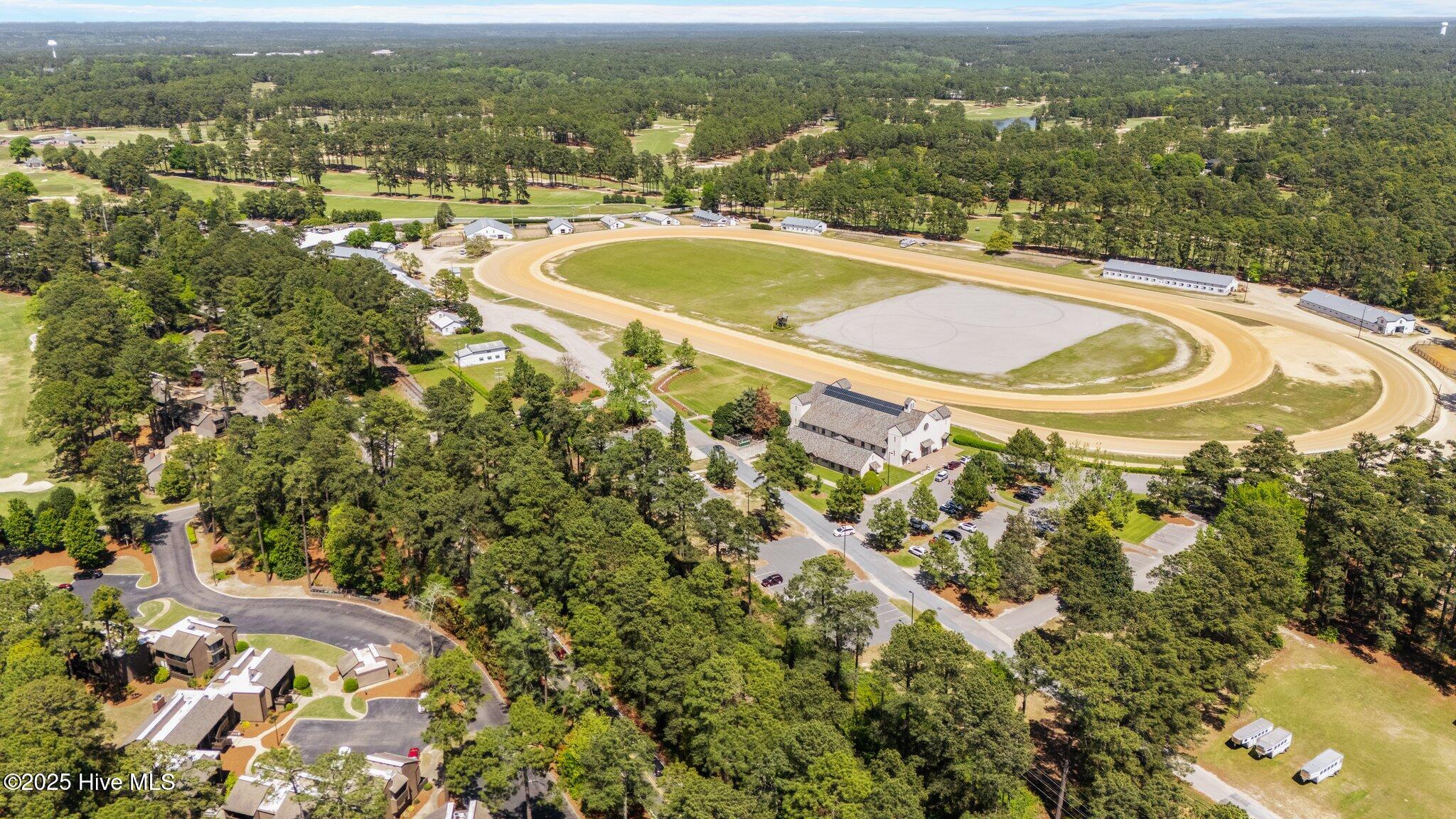 10 Pine Tree Road, 108